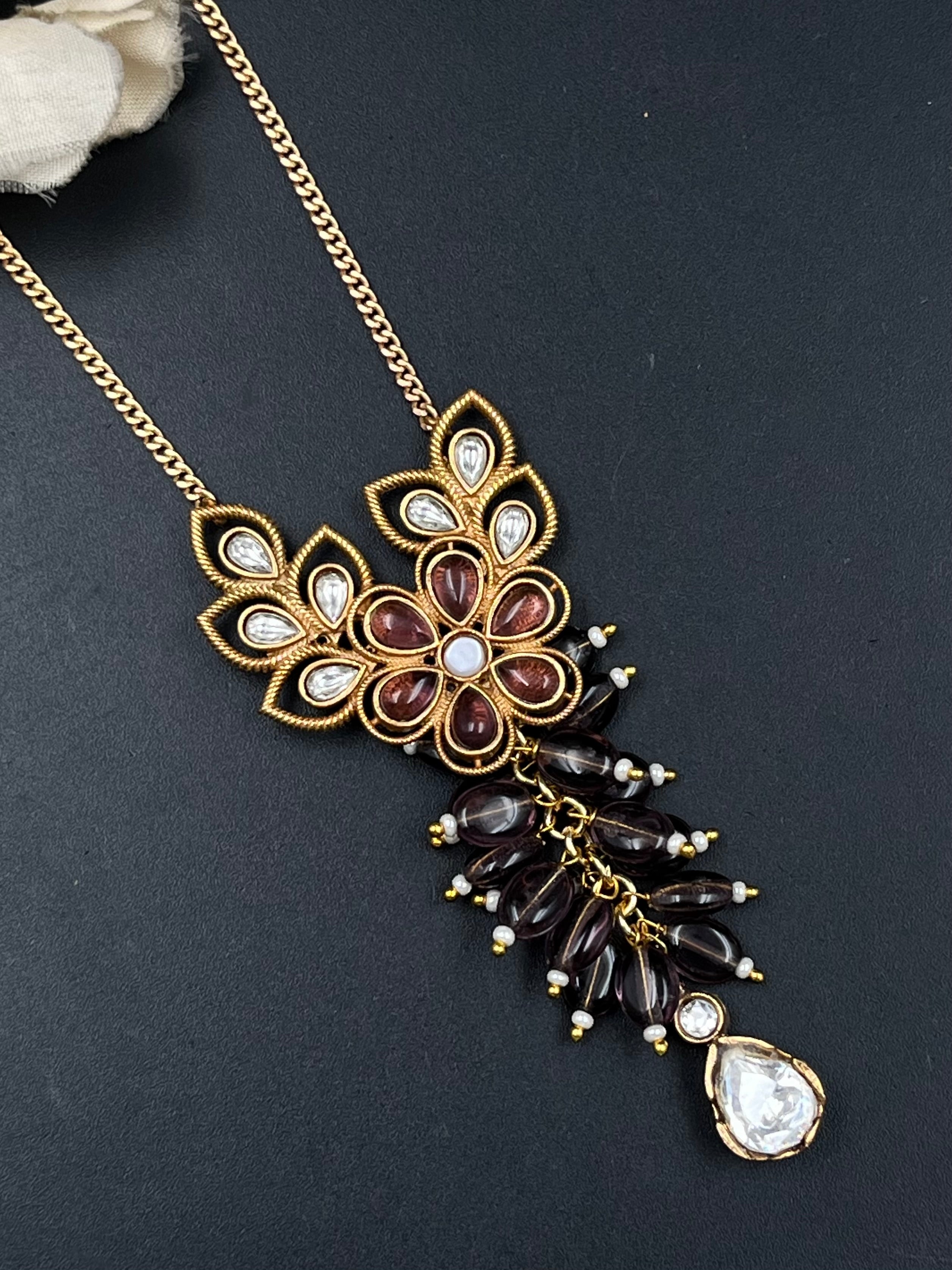 HIYA PENDANT