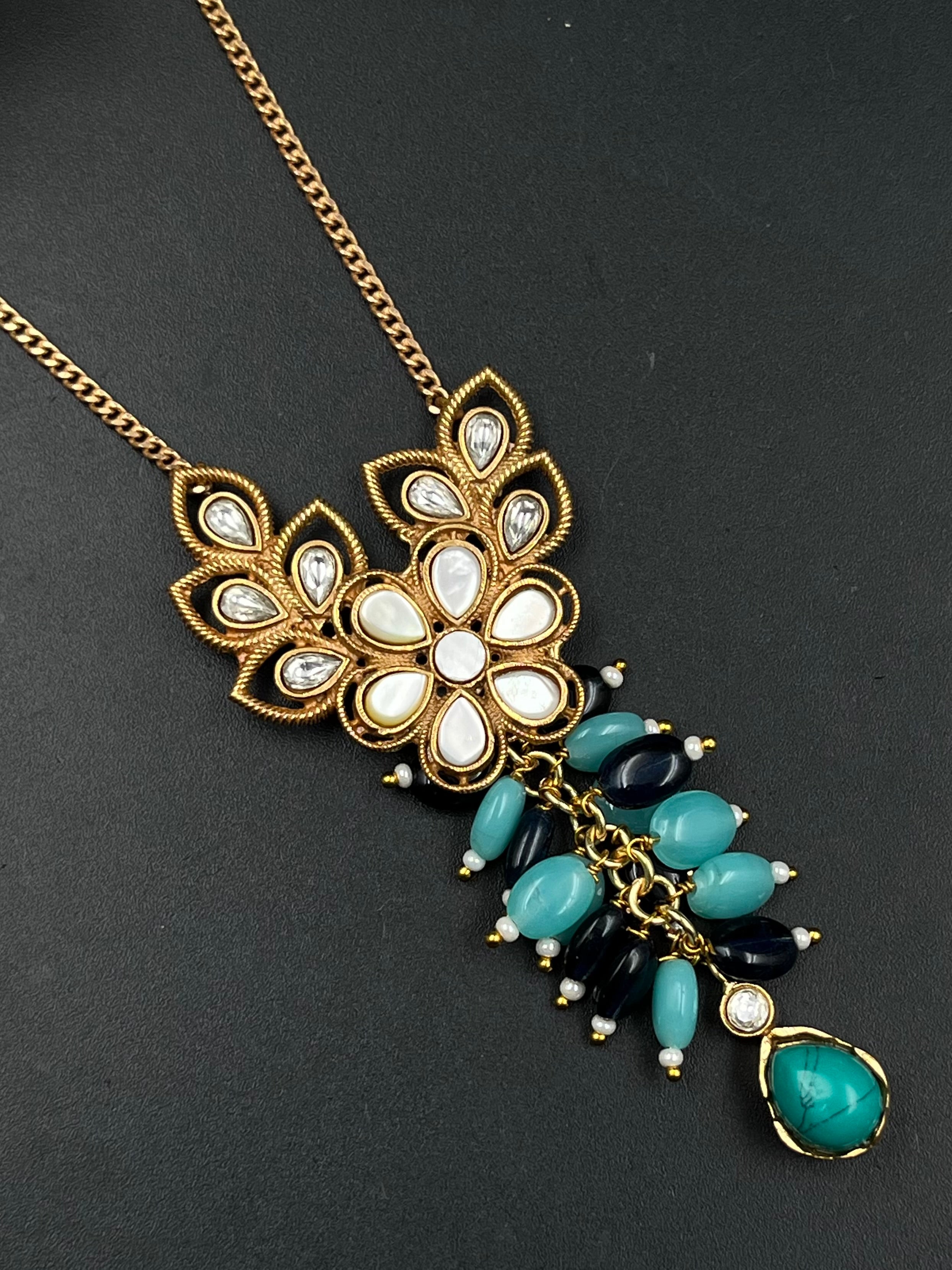 HIYA PENDANT