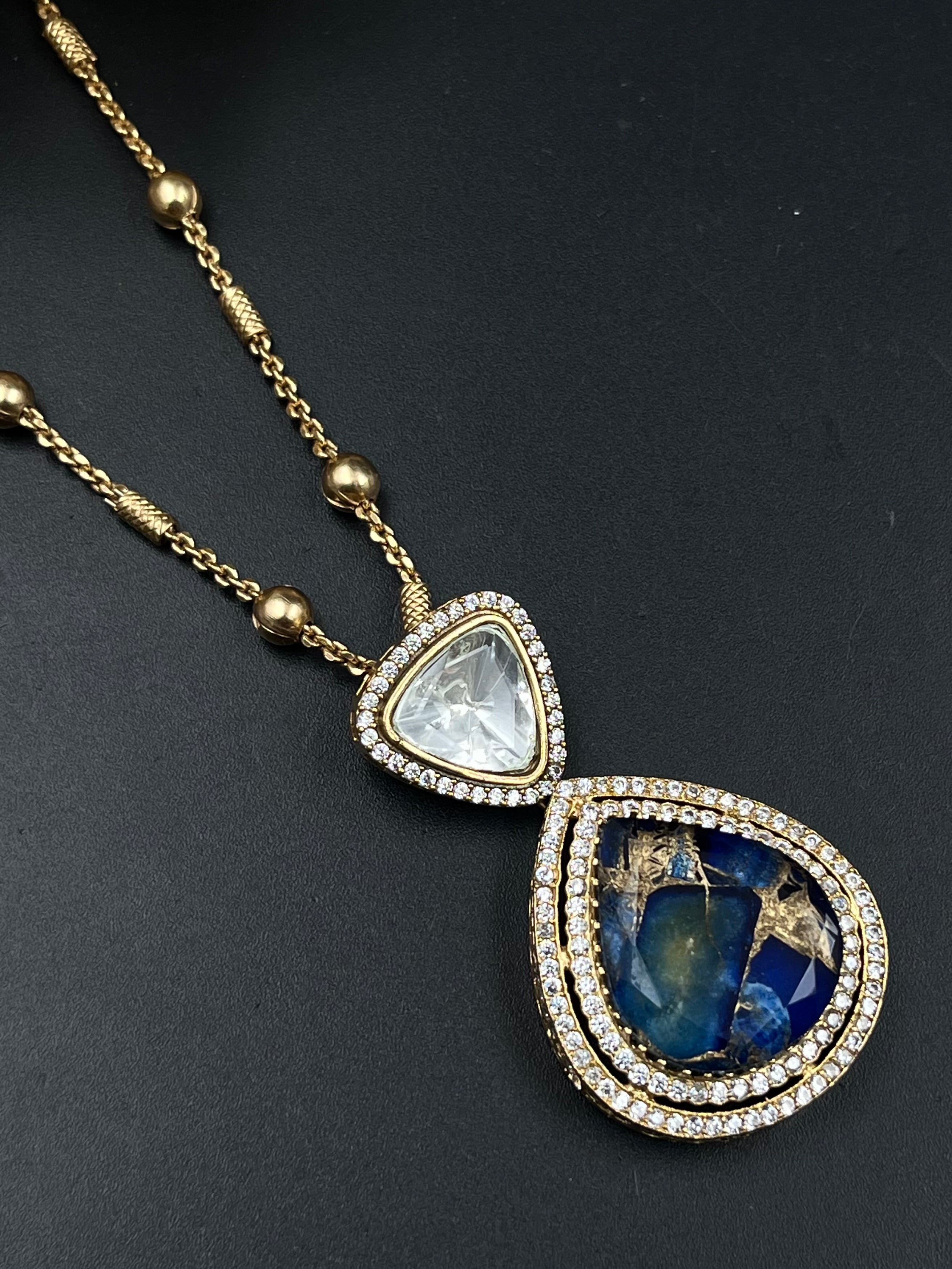 WIYA PENDANT