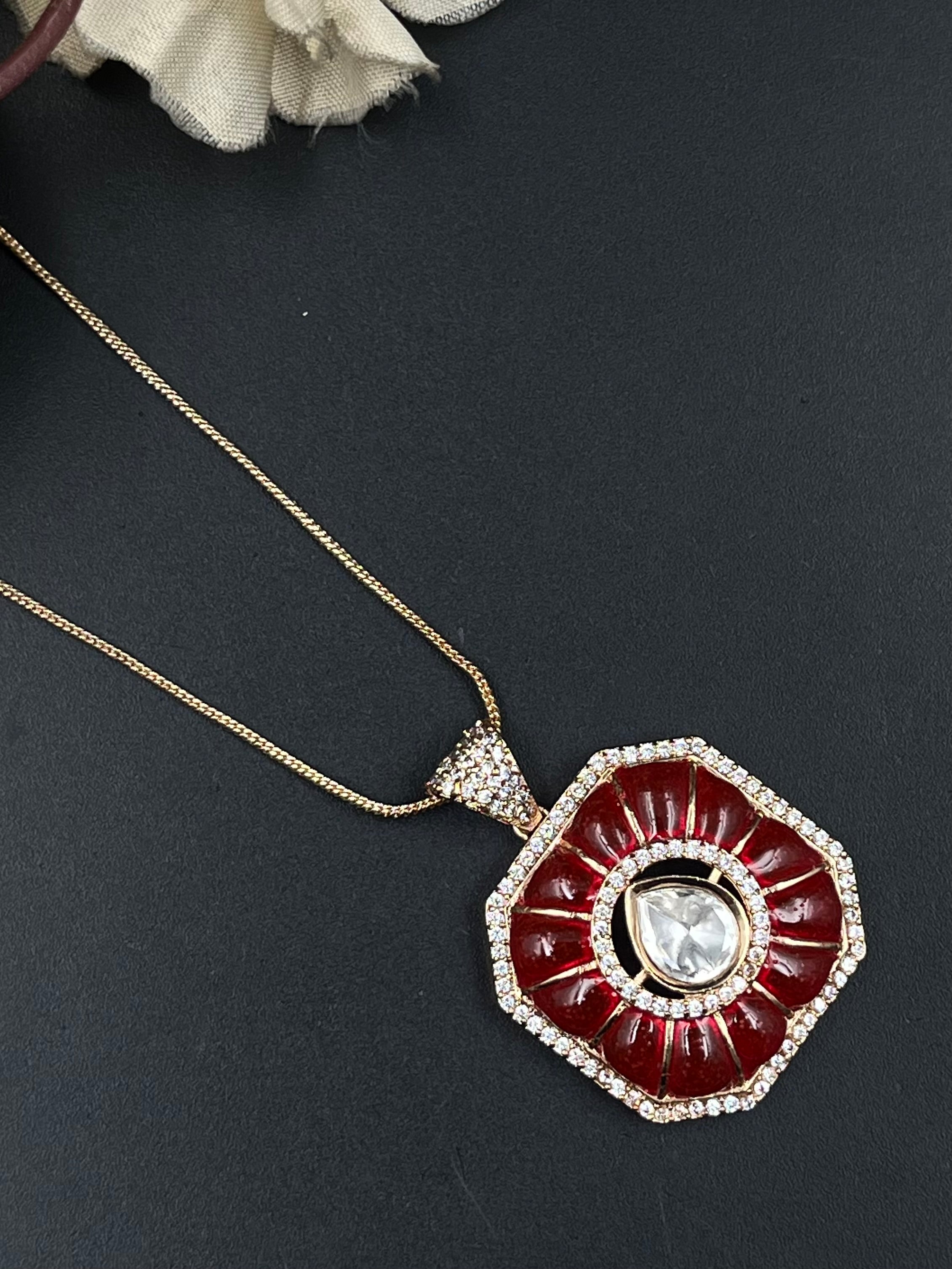 KIYA PENDANT