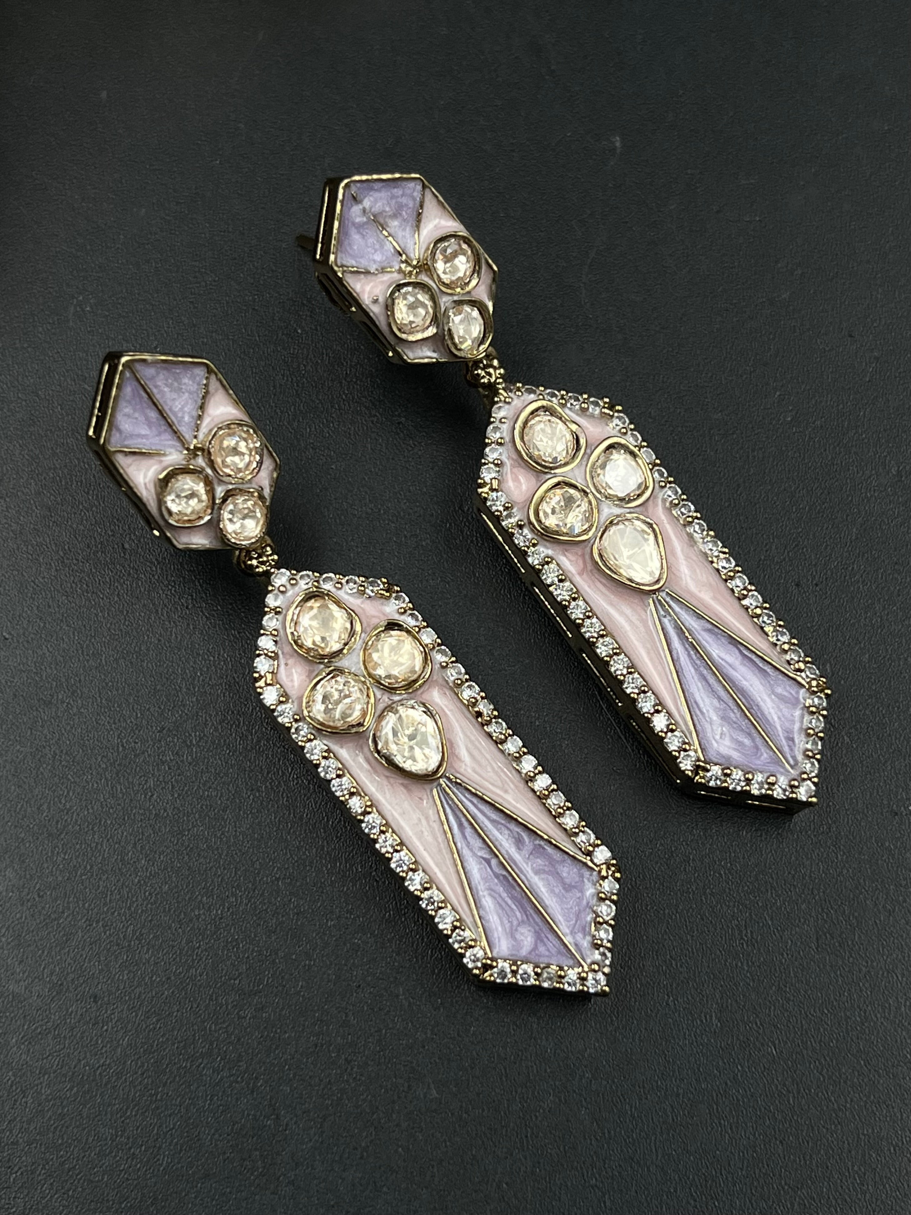 BIYA PENDANT