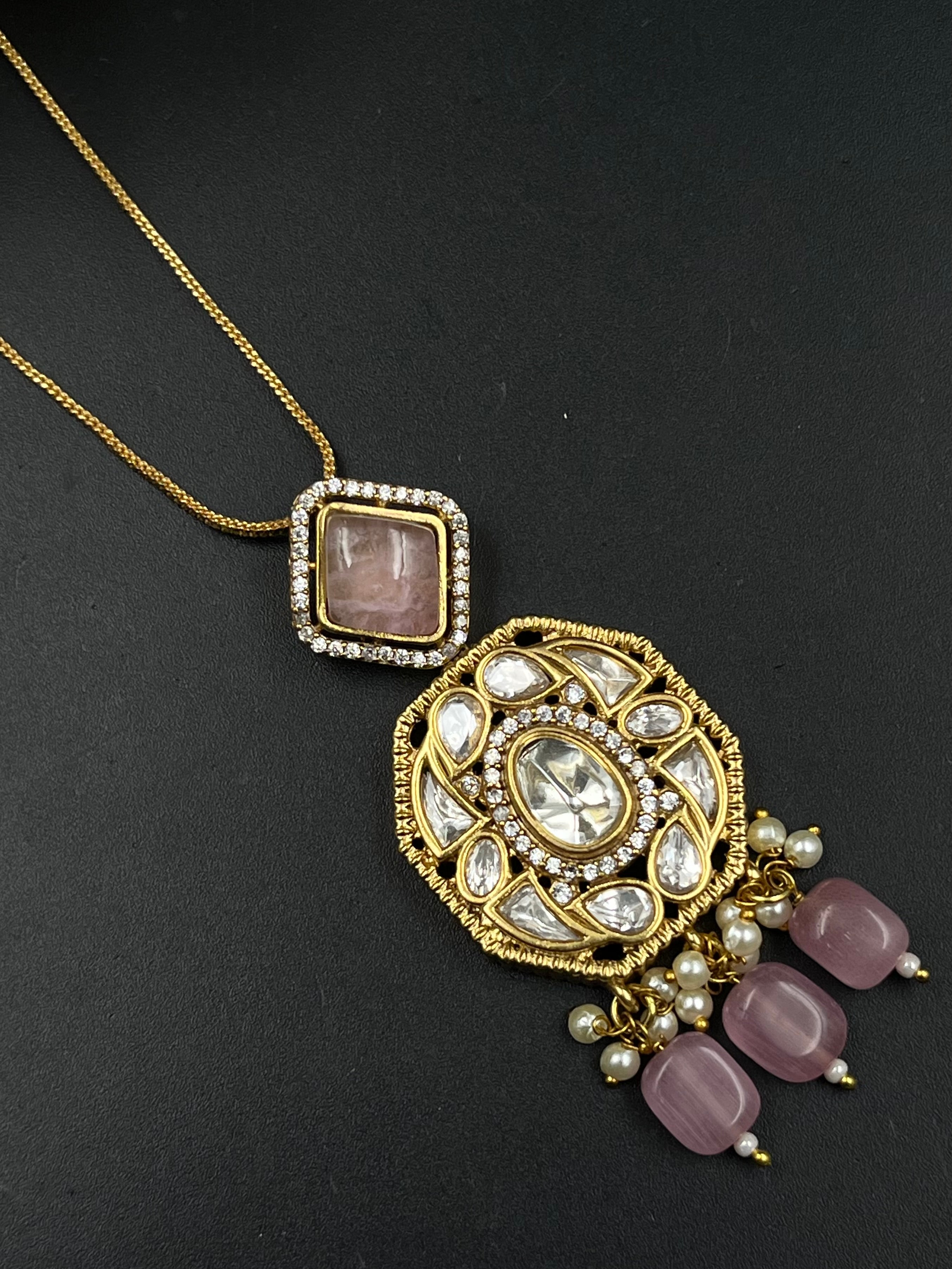 PIYU PENDANT