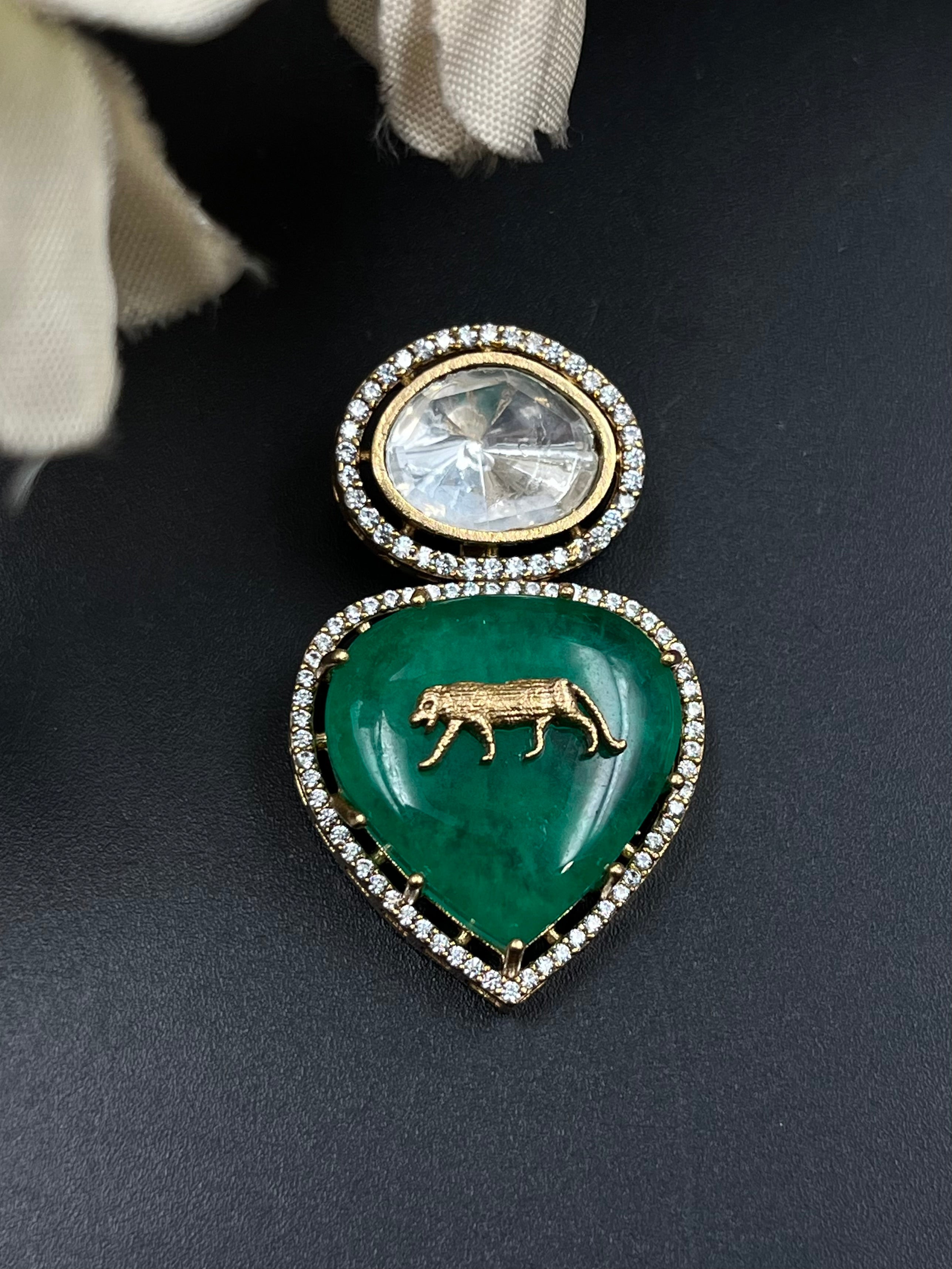SHERA PENDANT