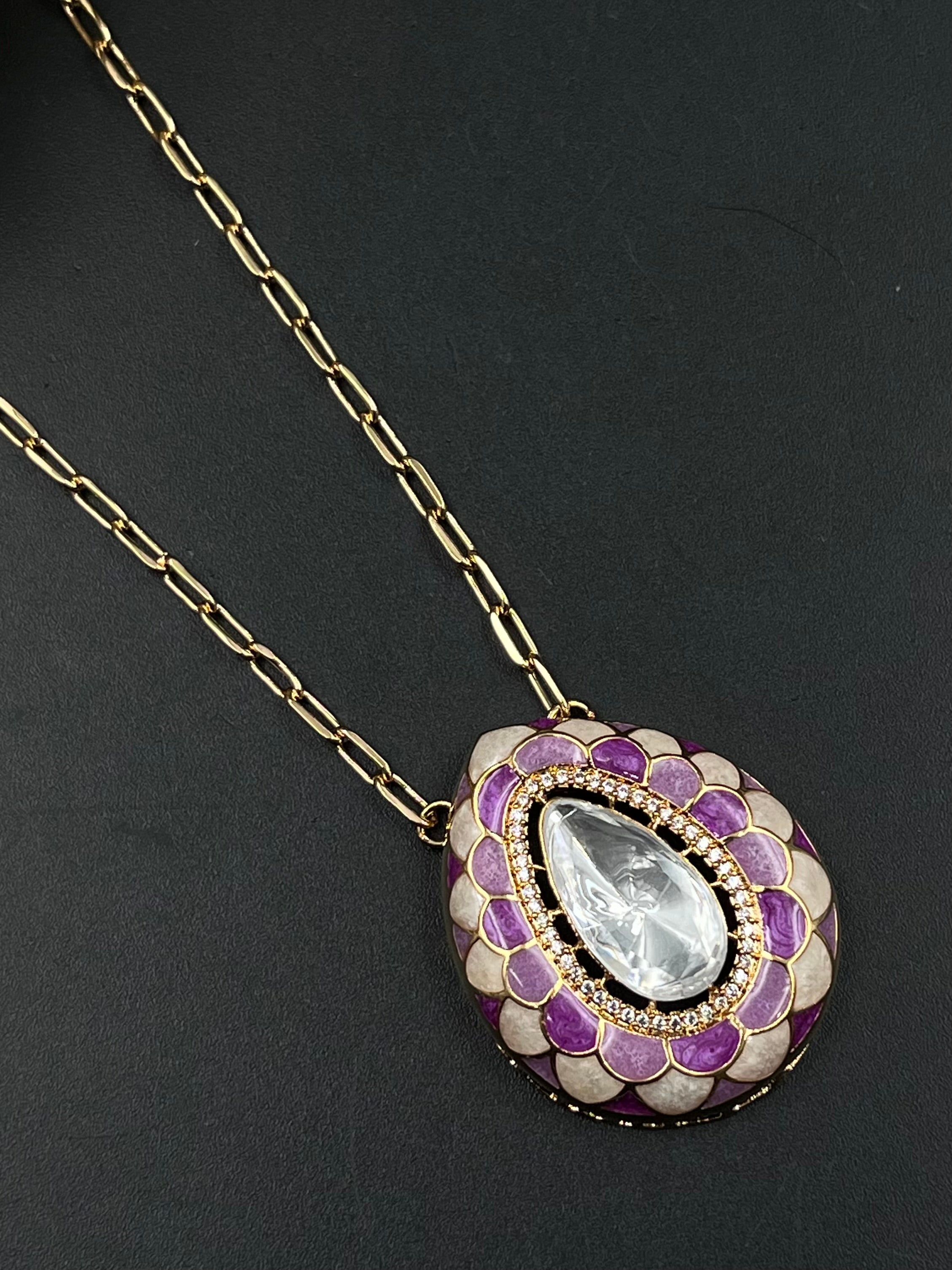 CHIYA PENDANT