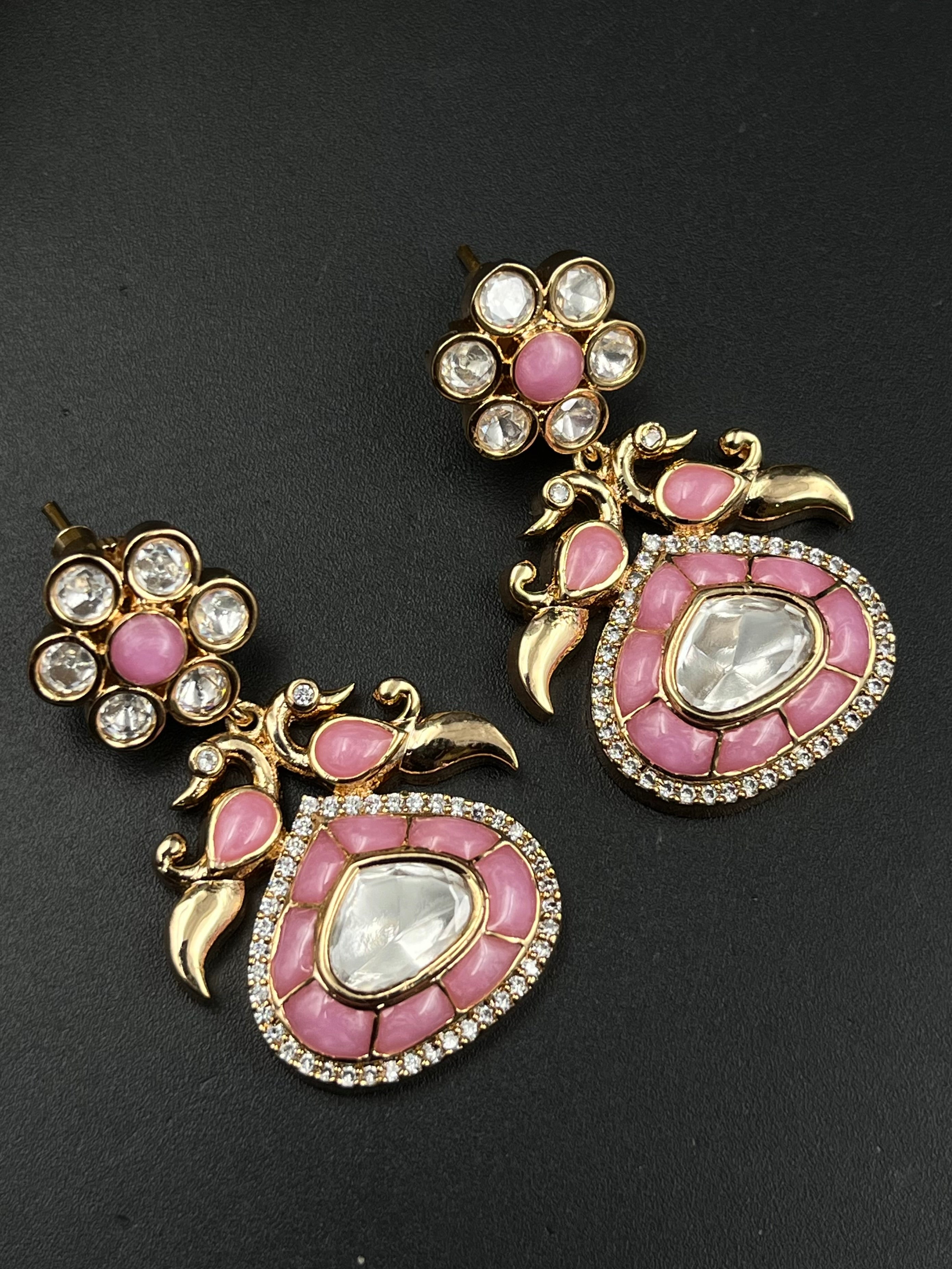 MIYO PENDANT