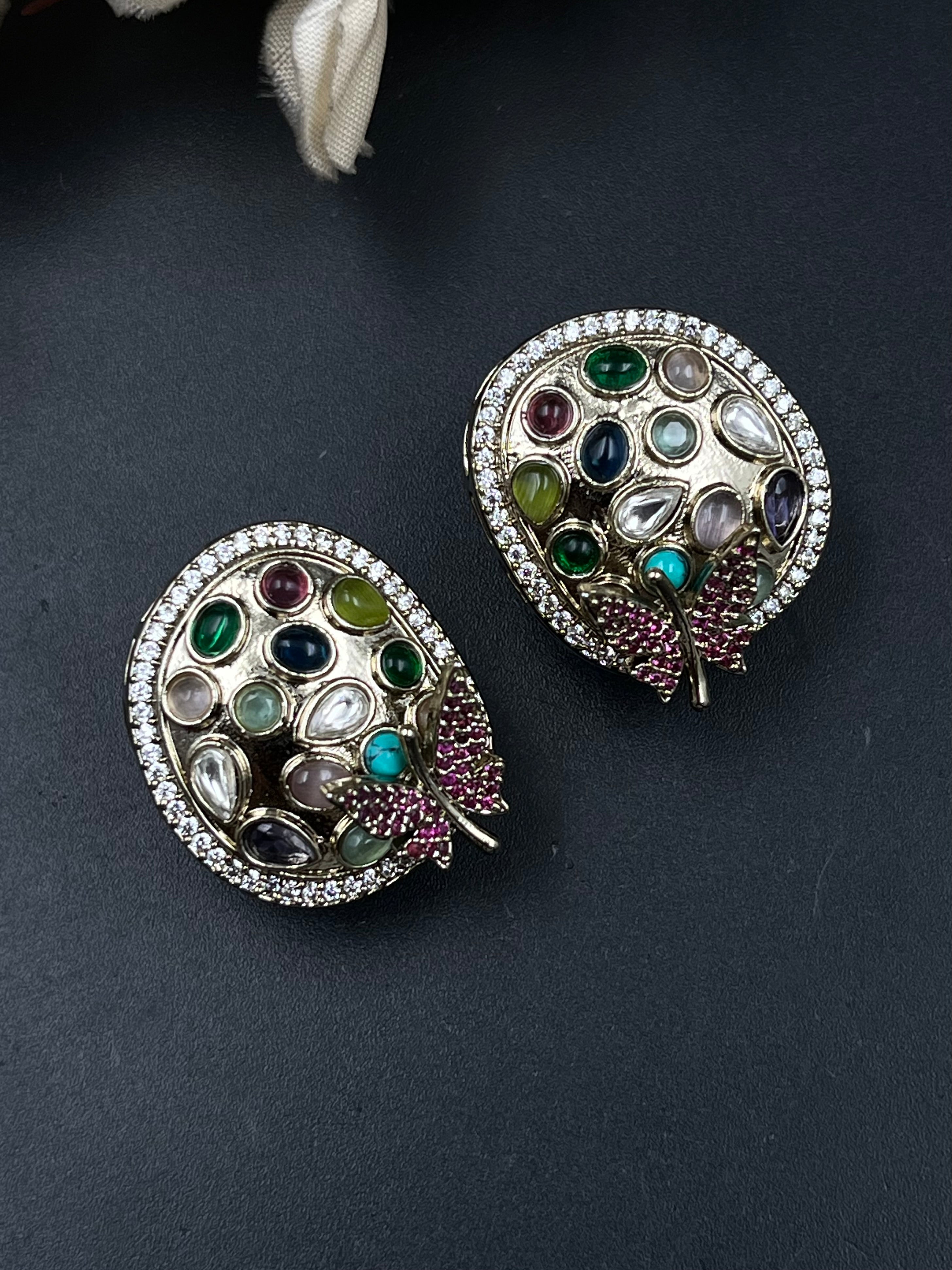 KANU EARRING