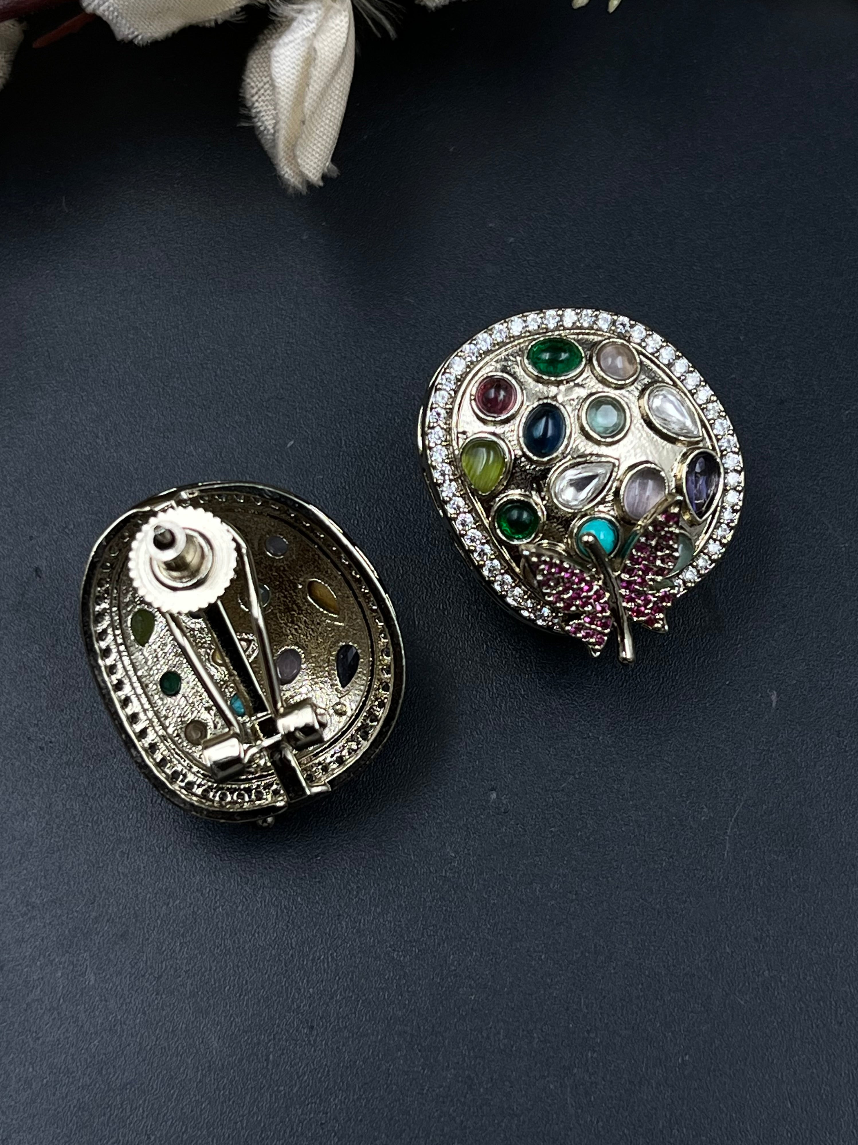 KANU EARRING