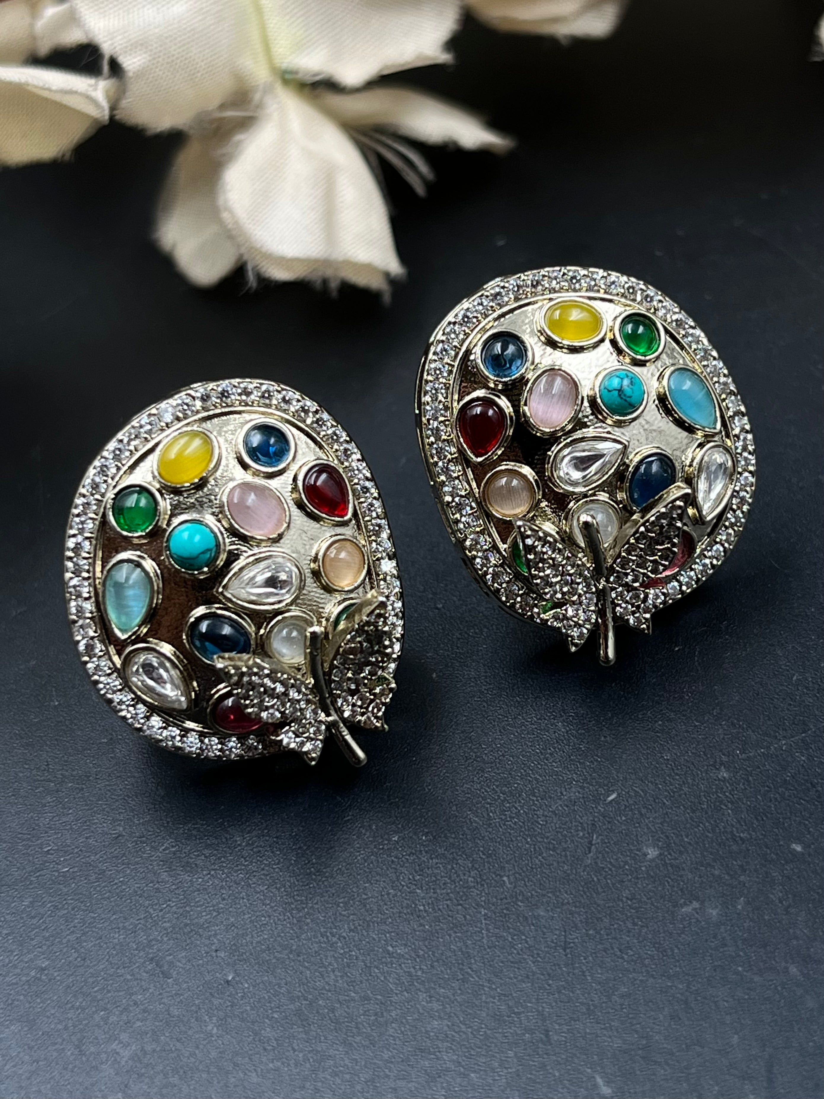 KANU EARRING