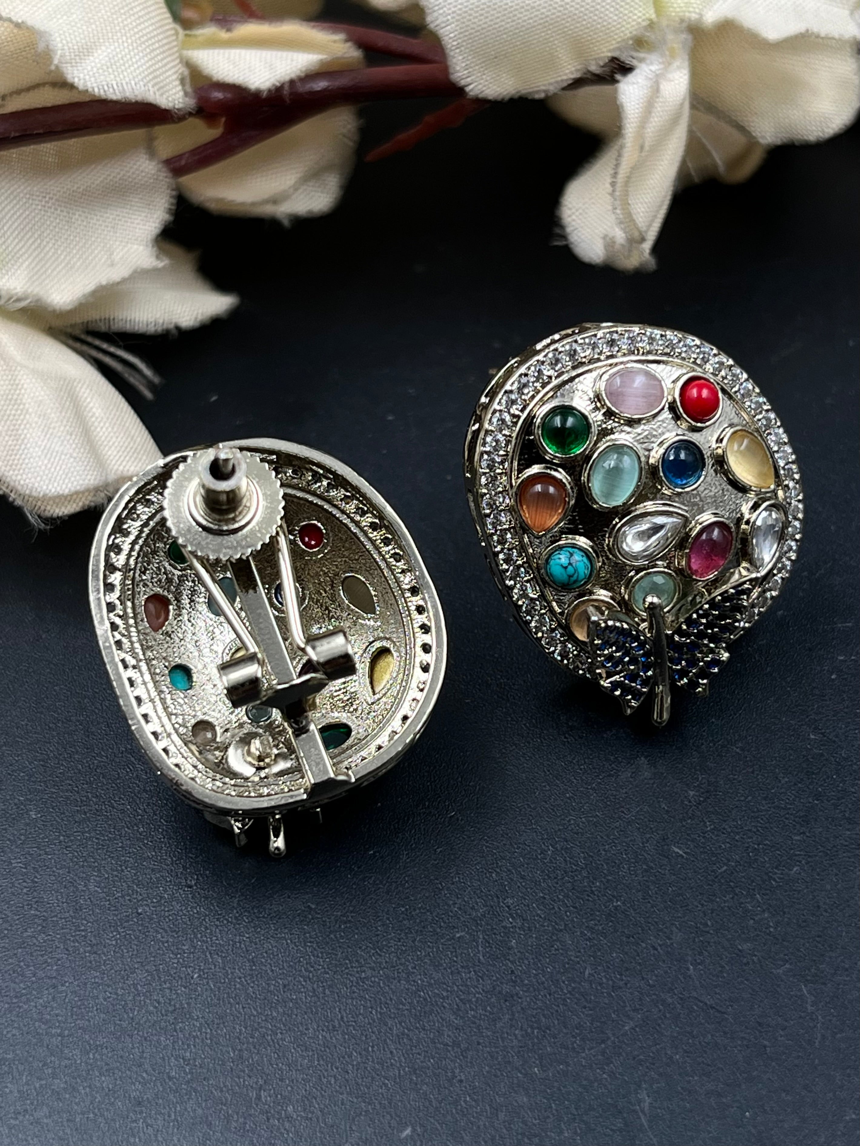 KANU EARRING