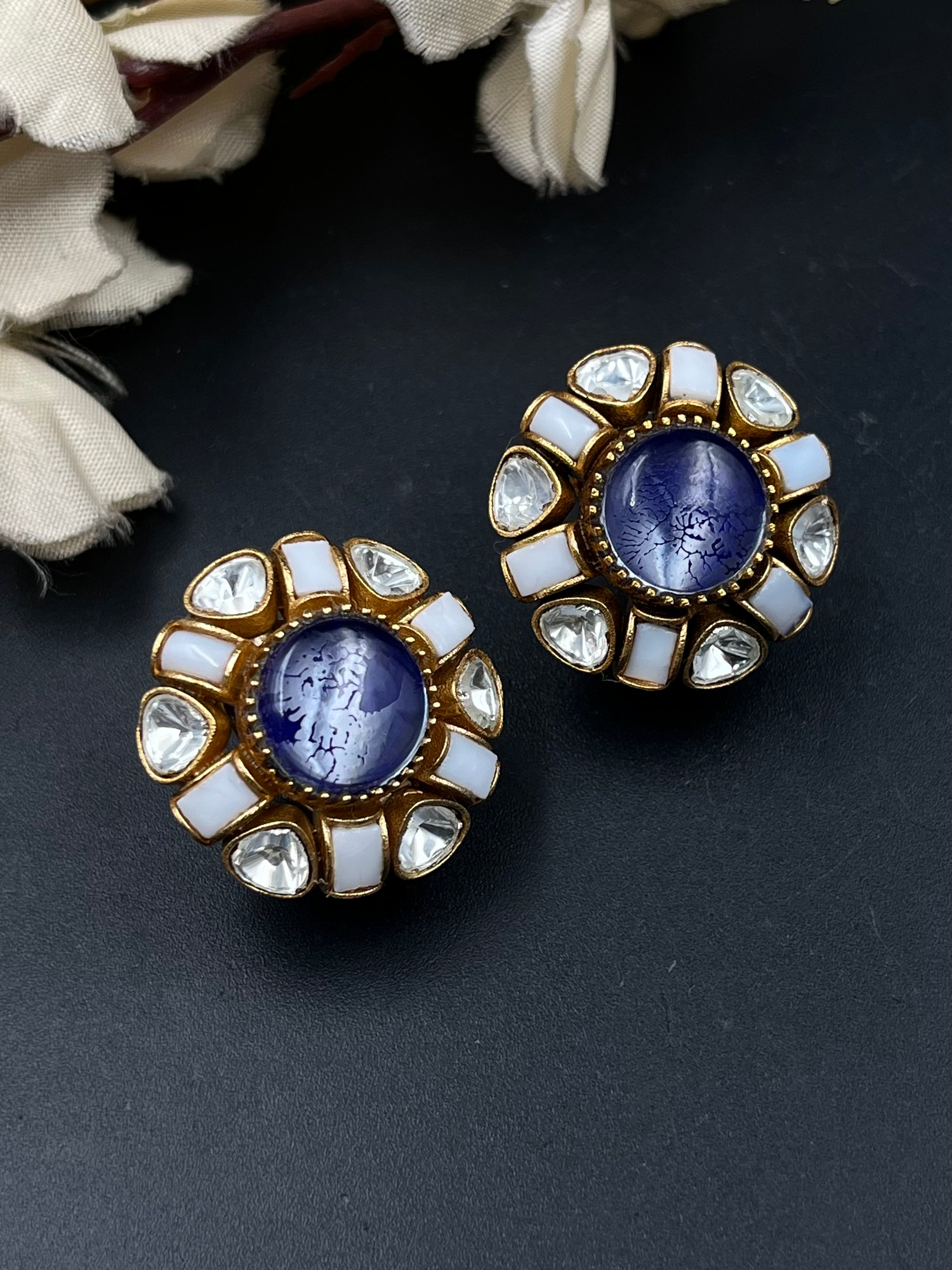 MIYA EARRING