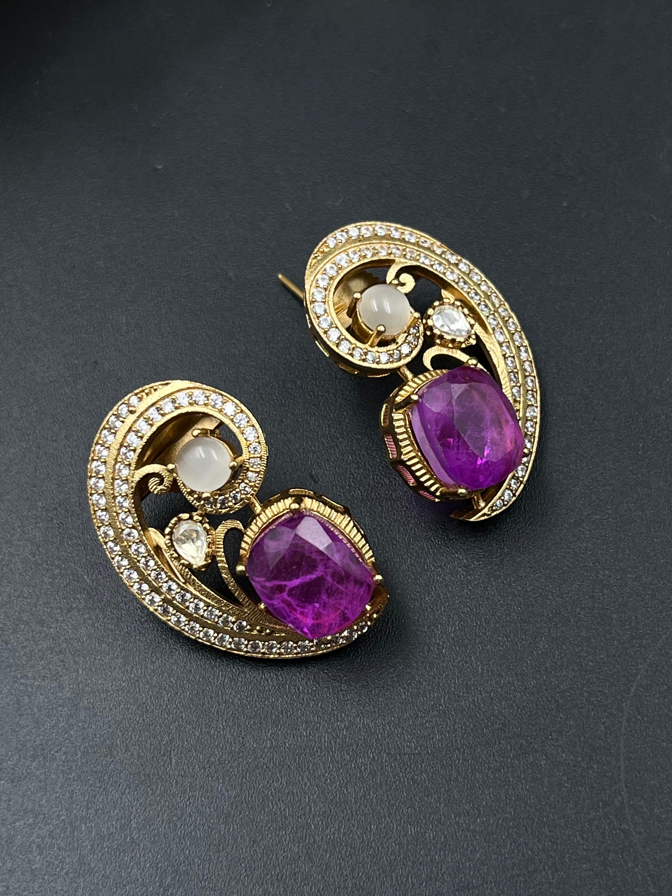 HINO EARRING