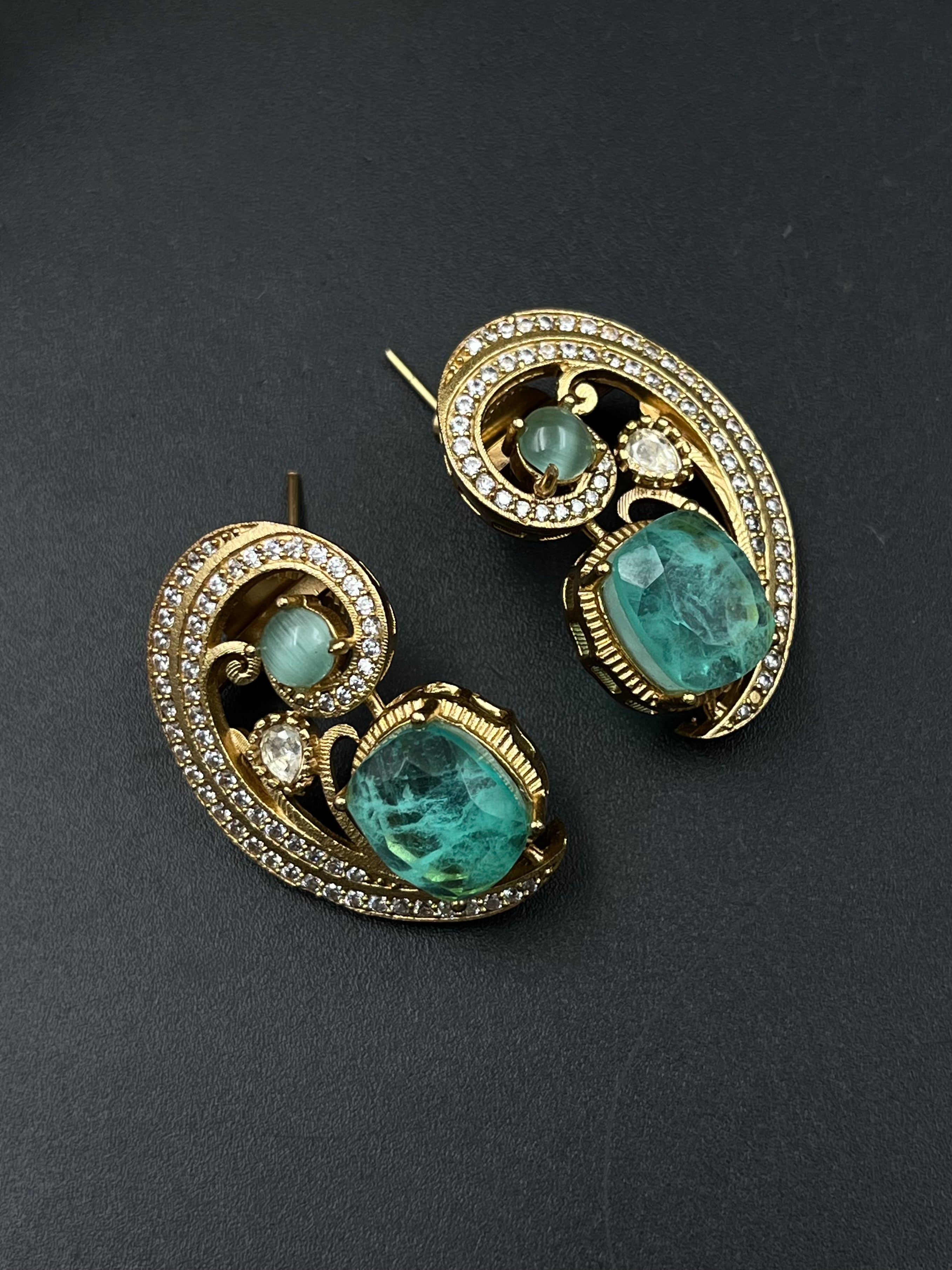 HINO EARRING