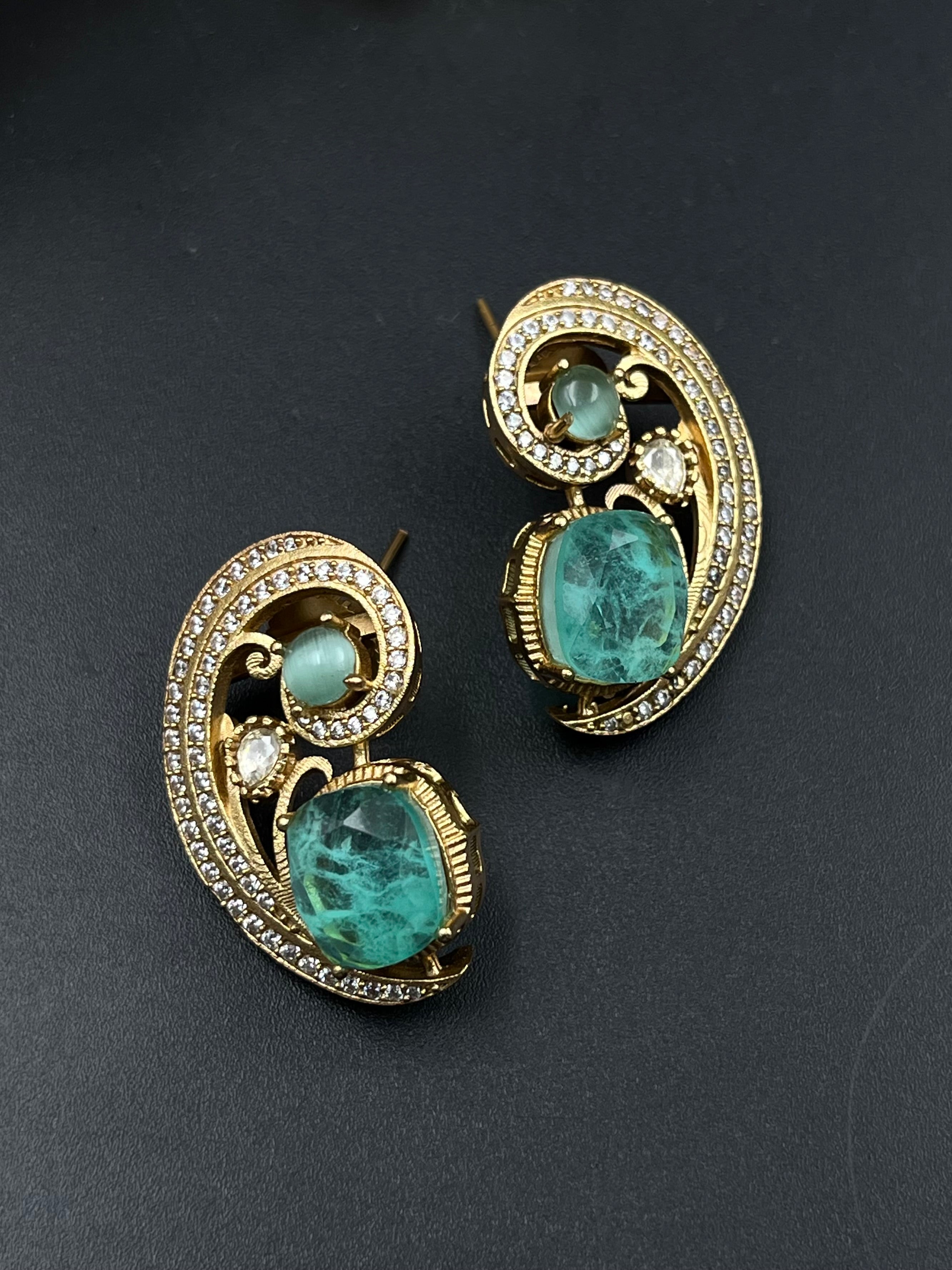 HINO EARRING