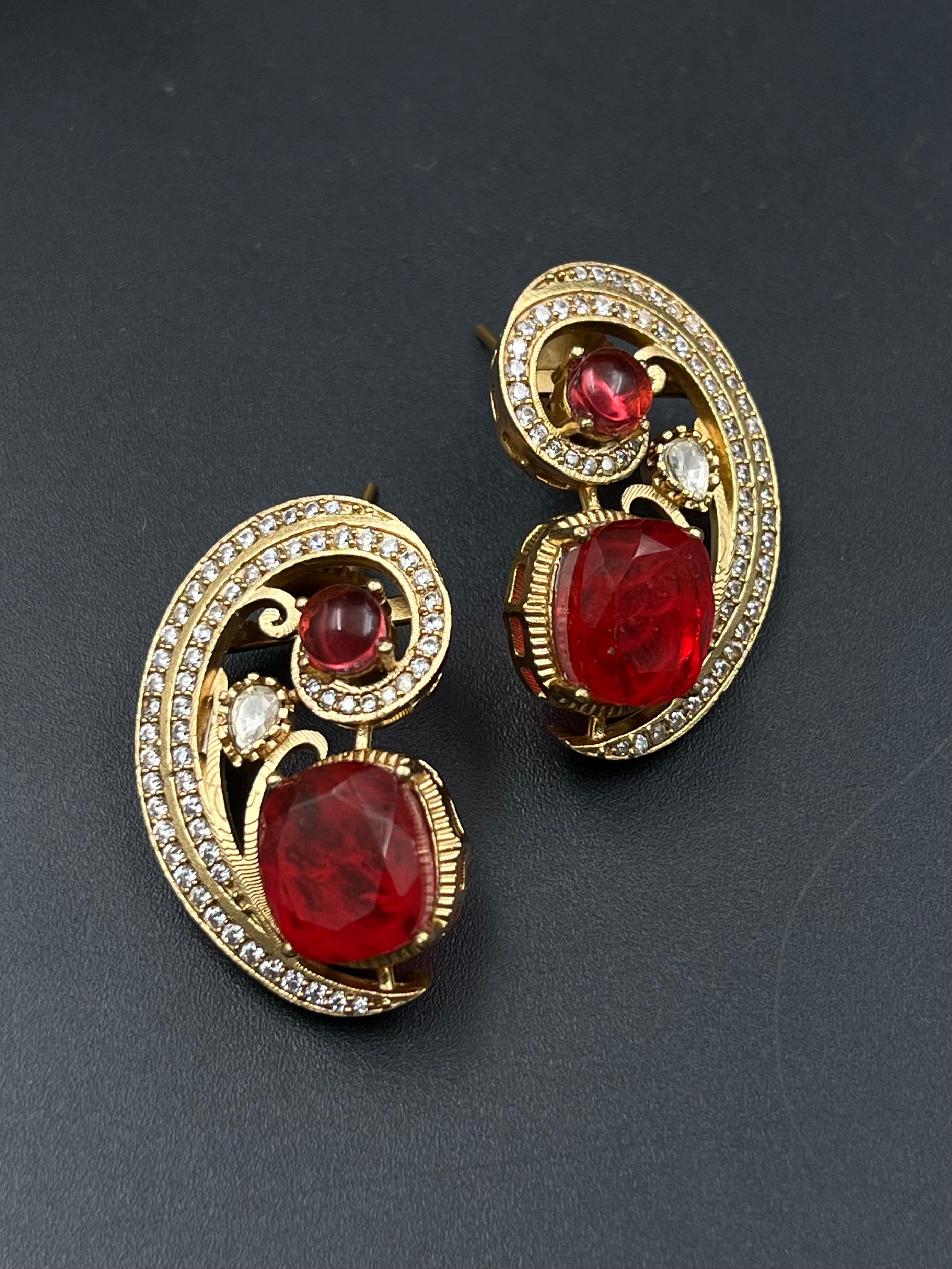 HINO EARRING