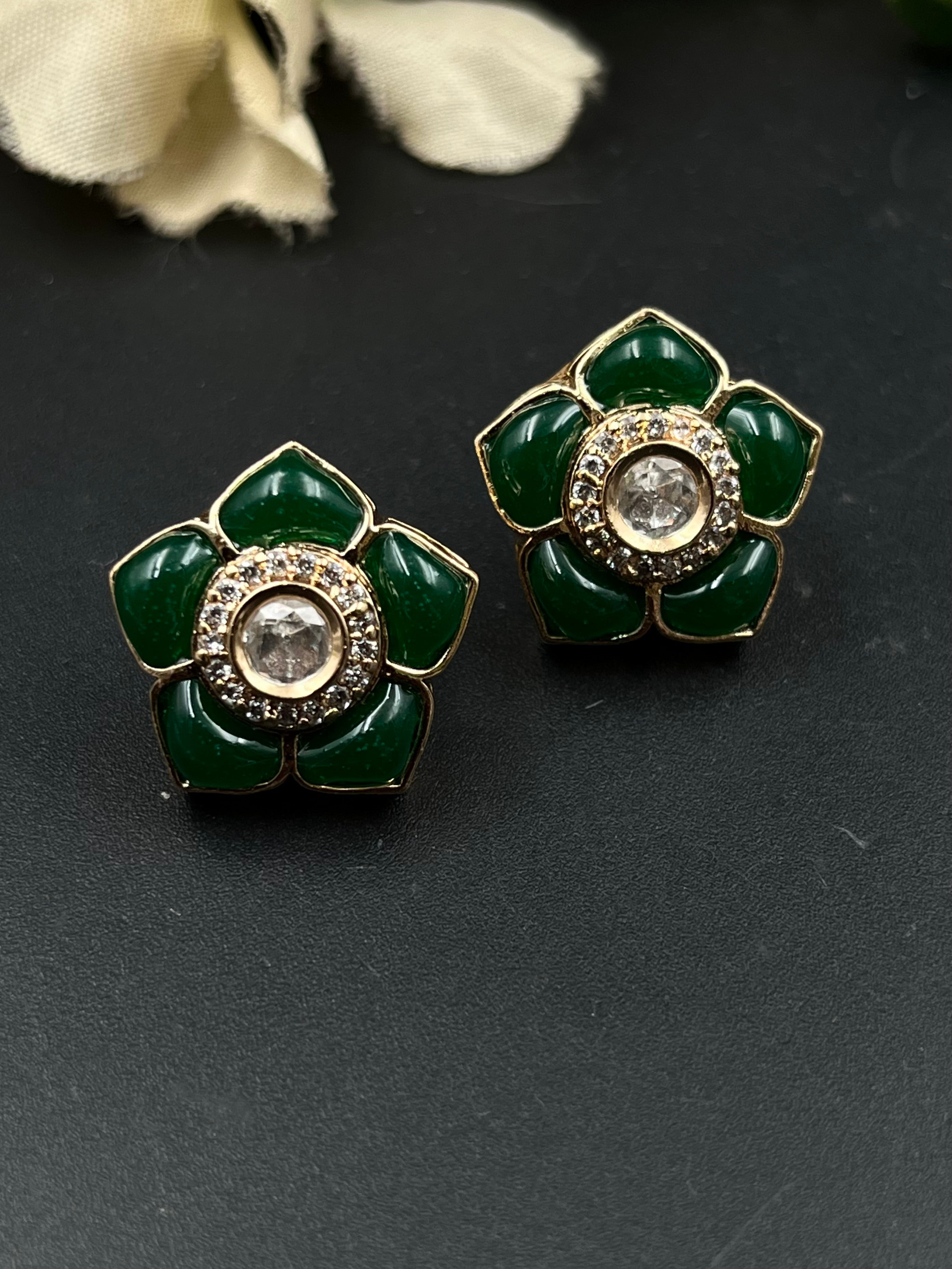FIYU EARRING