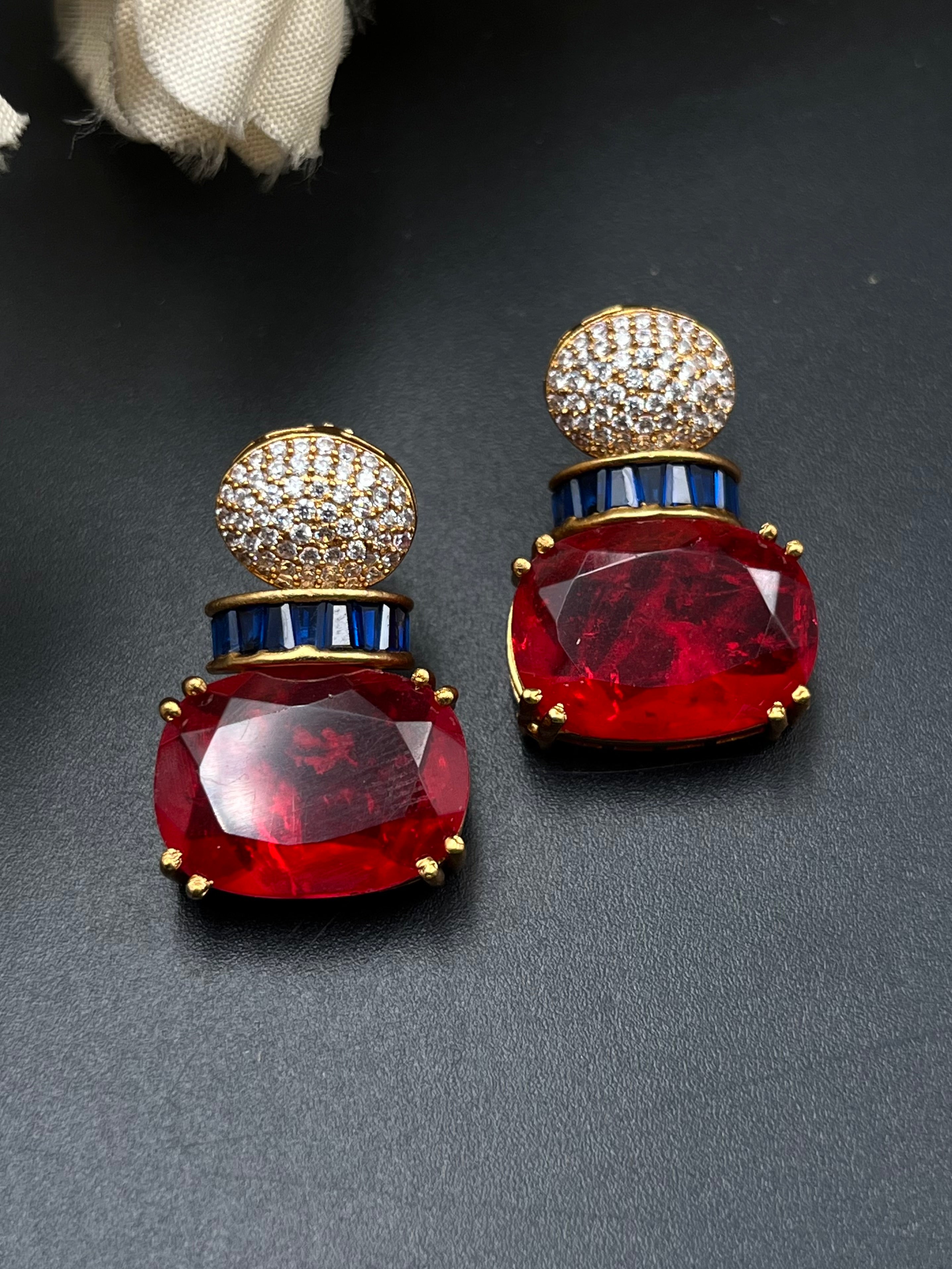 SINO EARRING