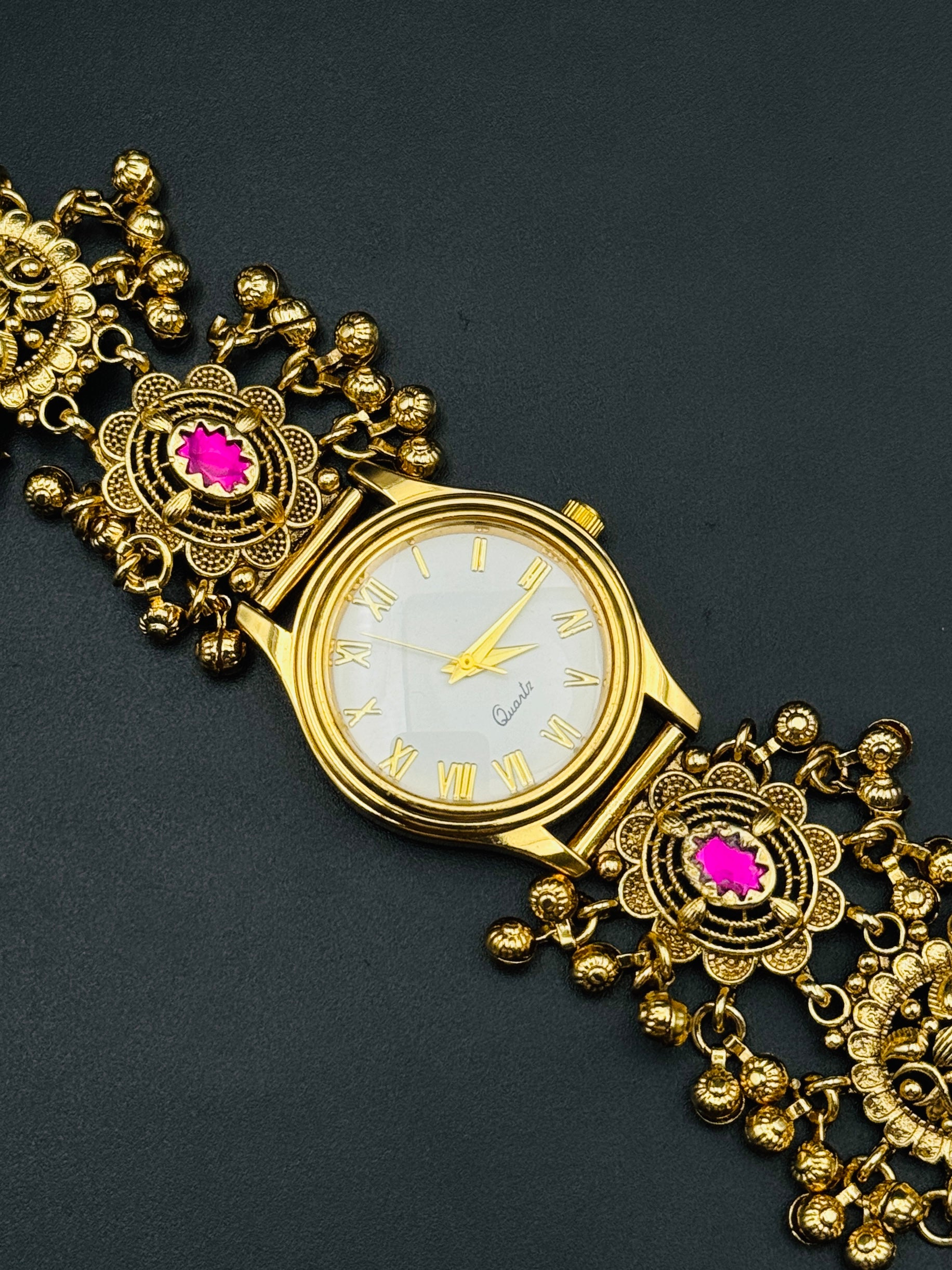 DANIYA WATCH