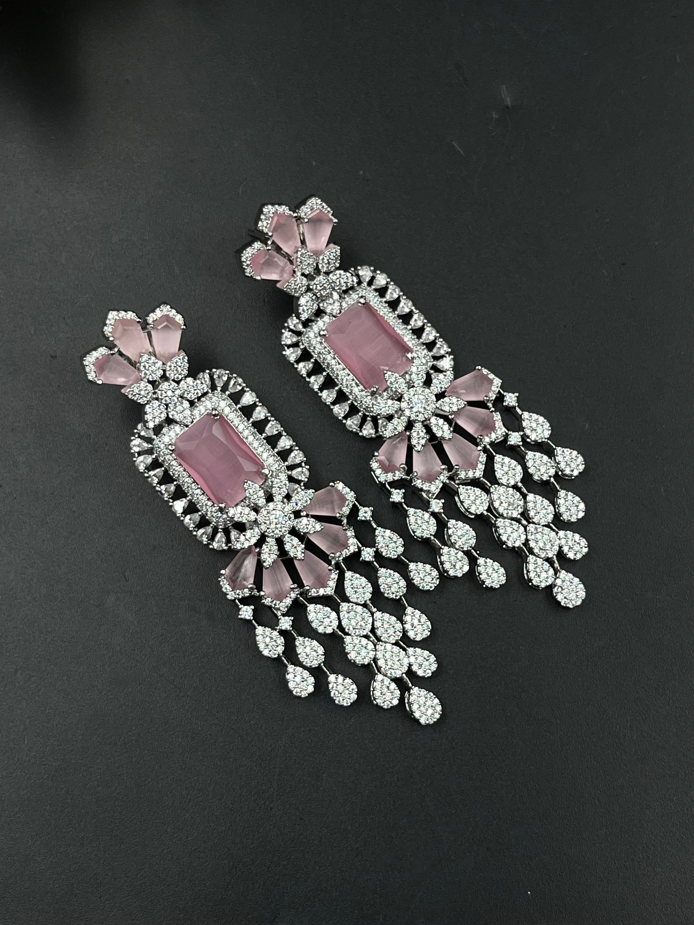 NIMO EARRING