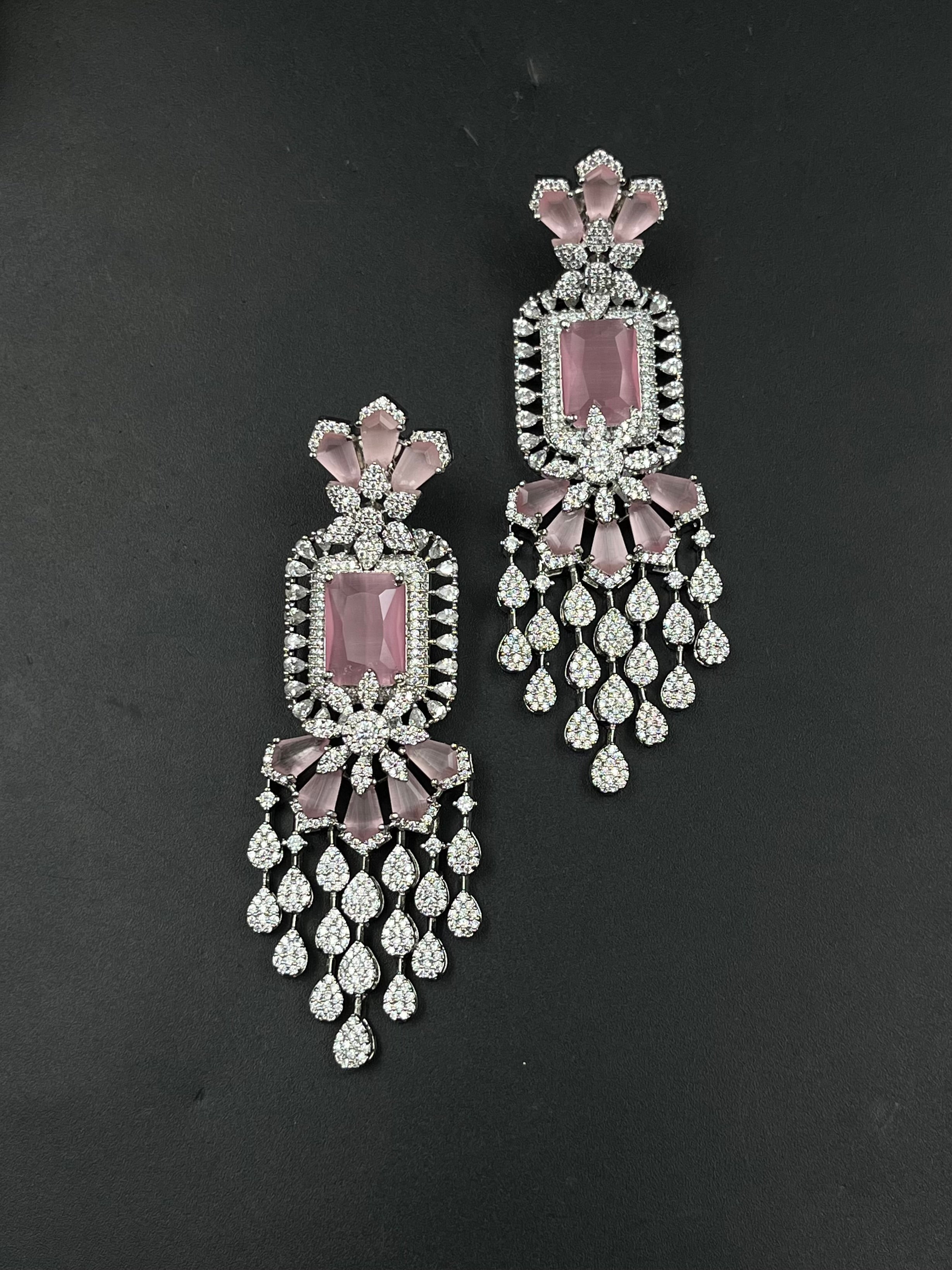 NIMO EARRING