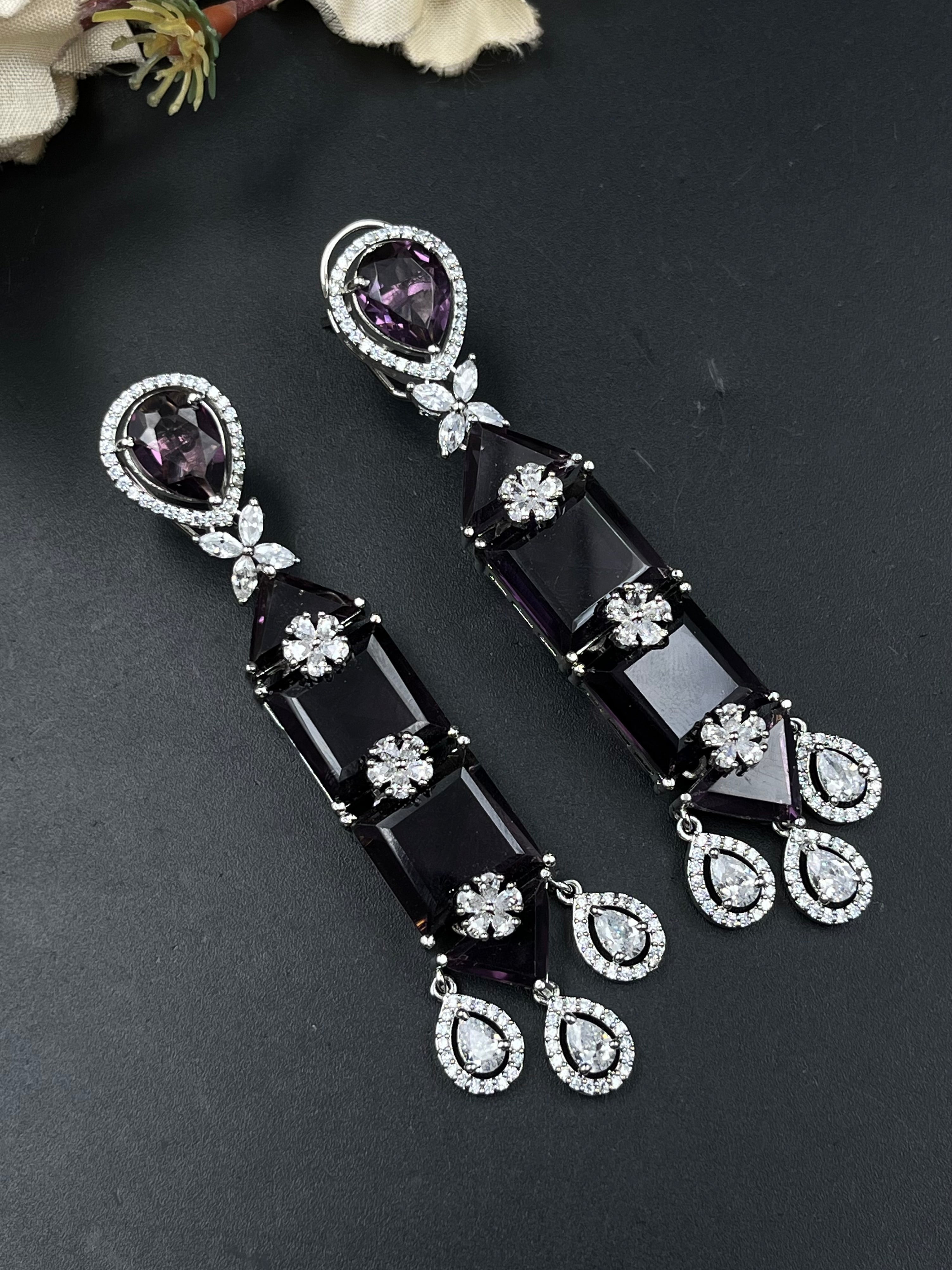 GINO EARRING