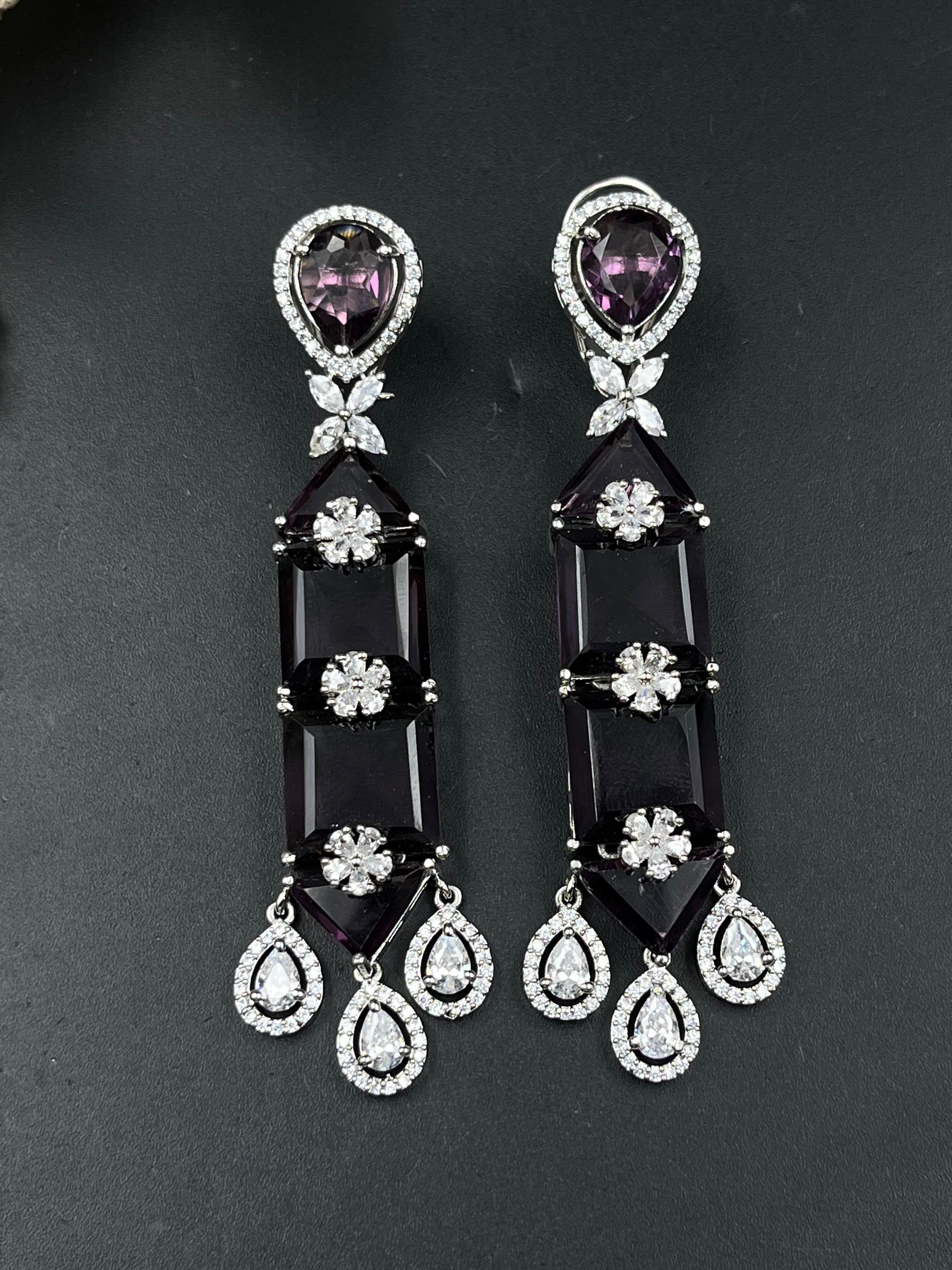 GINO EARRING