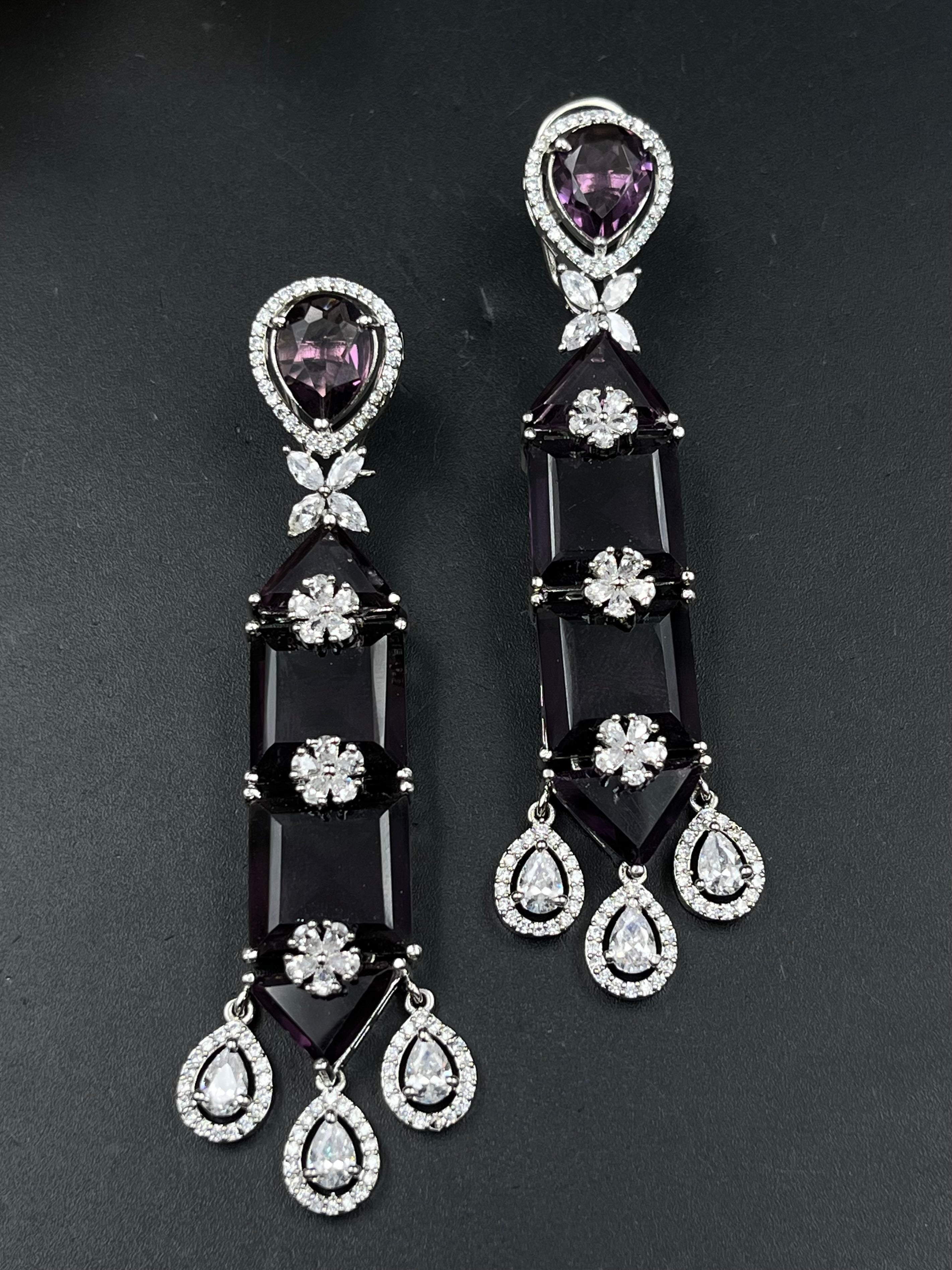 GINO EARRING