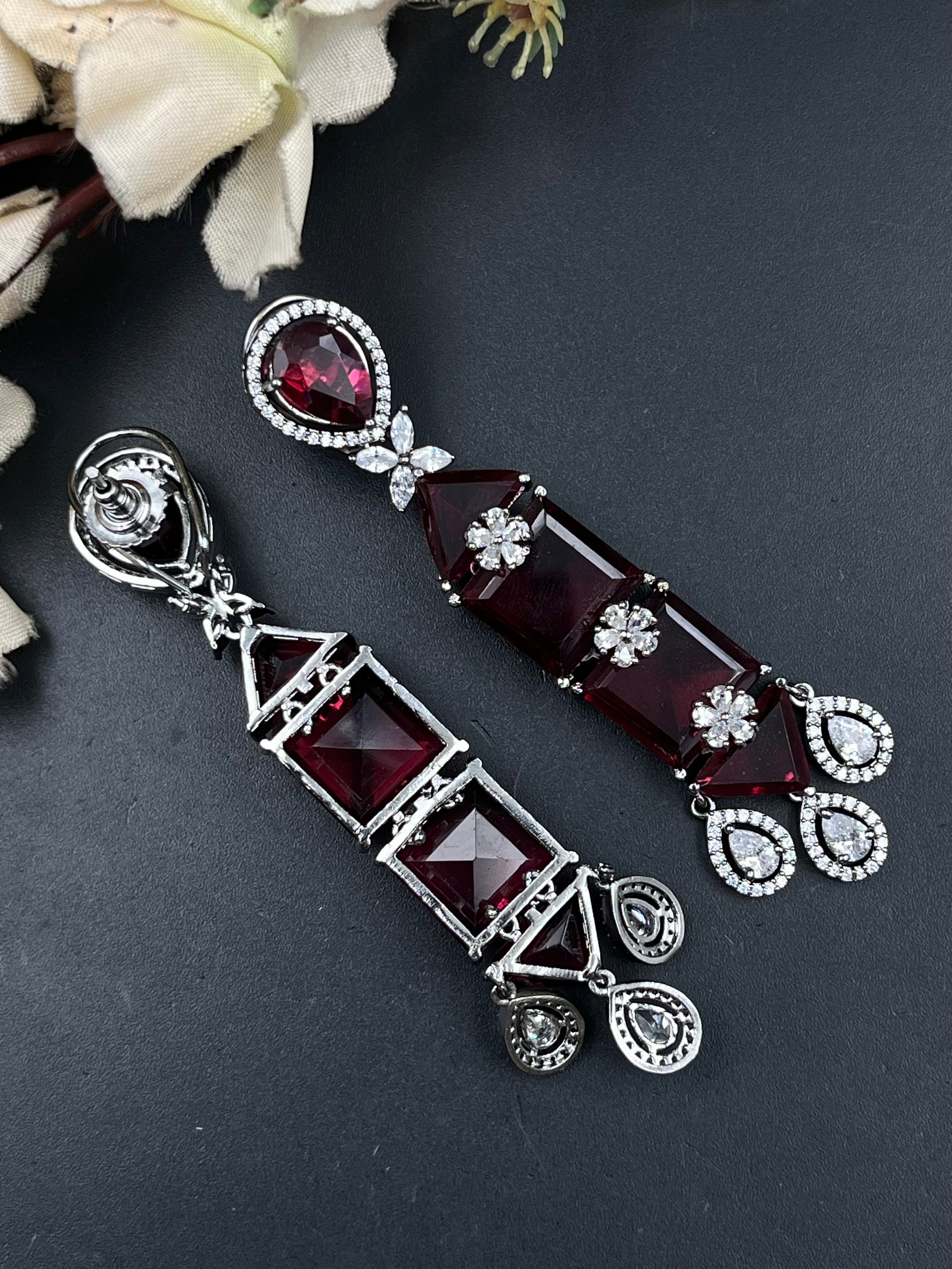 GINO EARRING