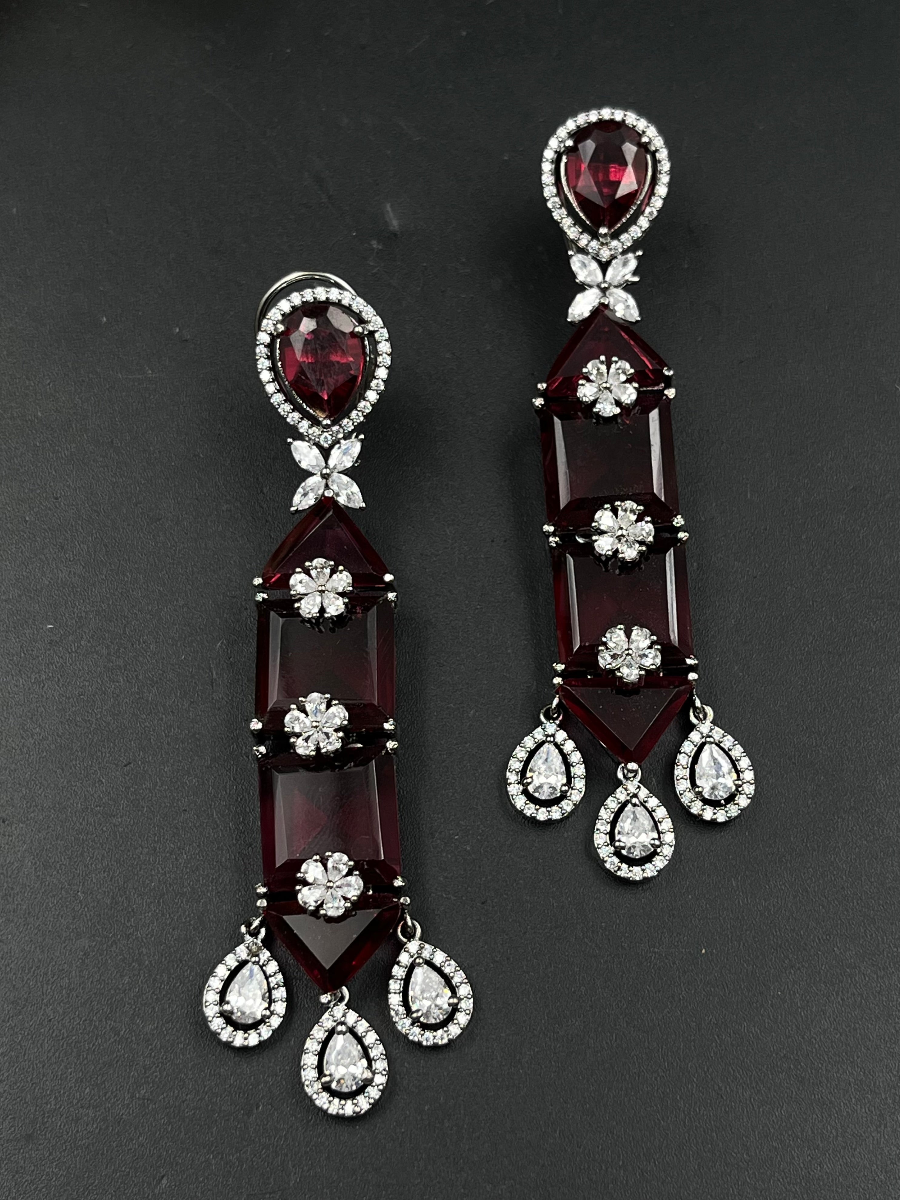 GINO EARRING
