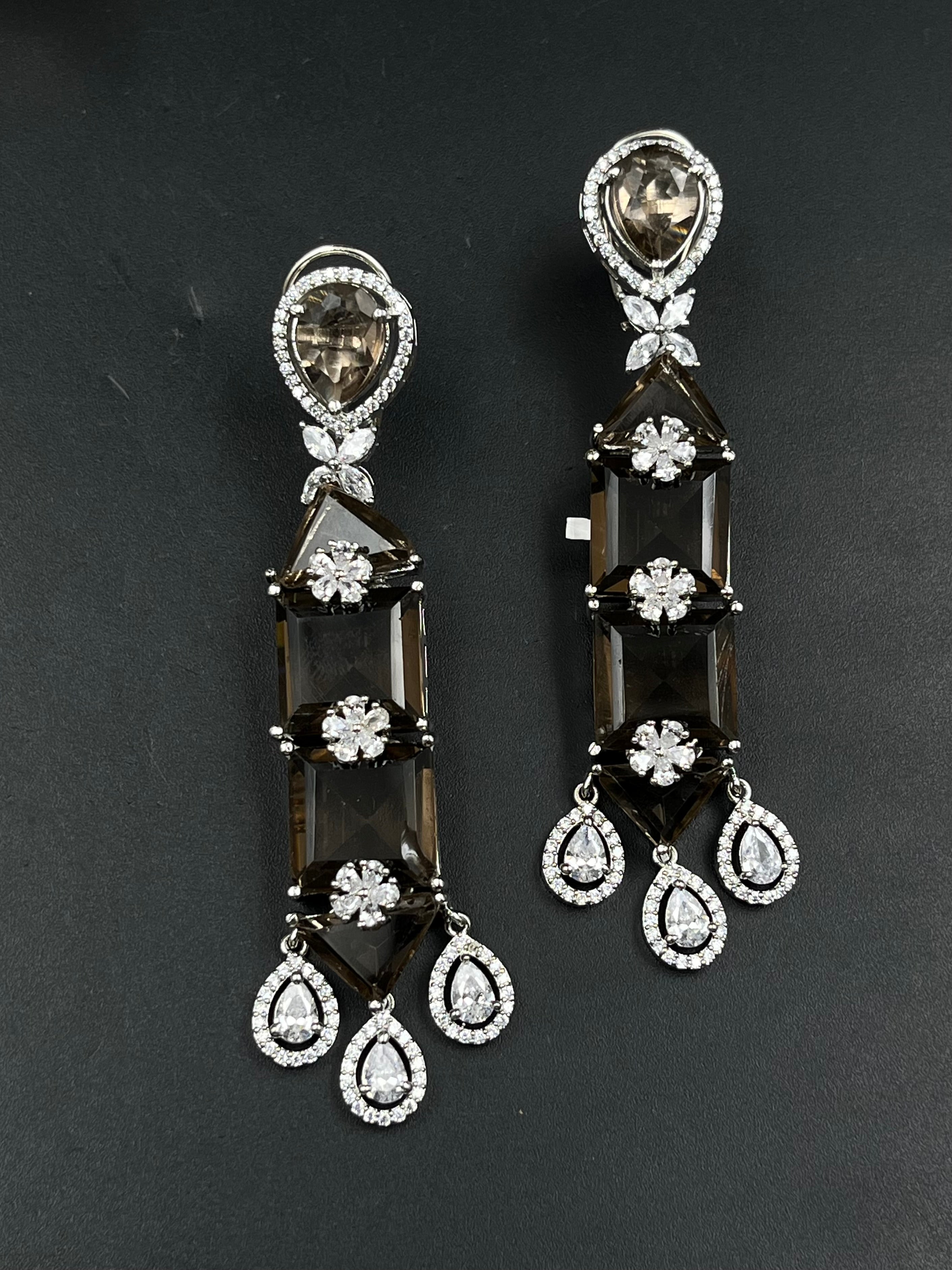 GINO EARRING