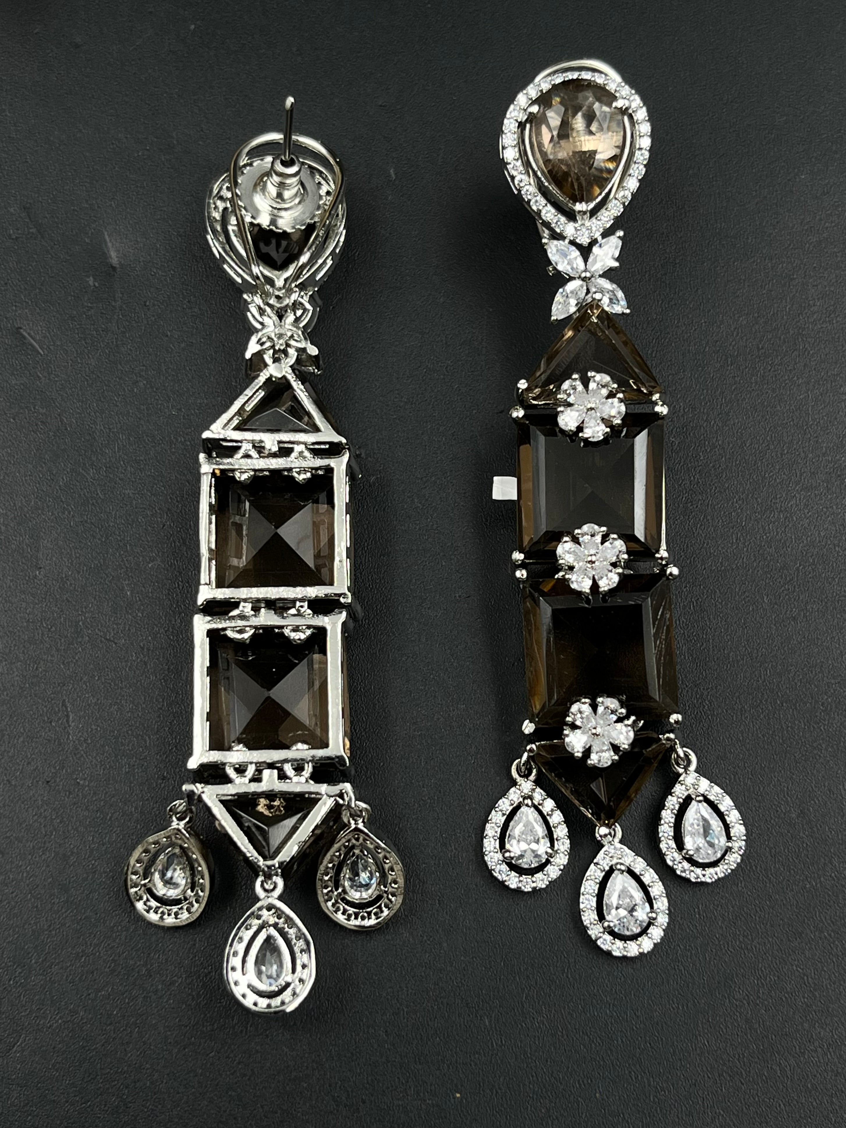 GINO EARRING