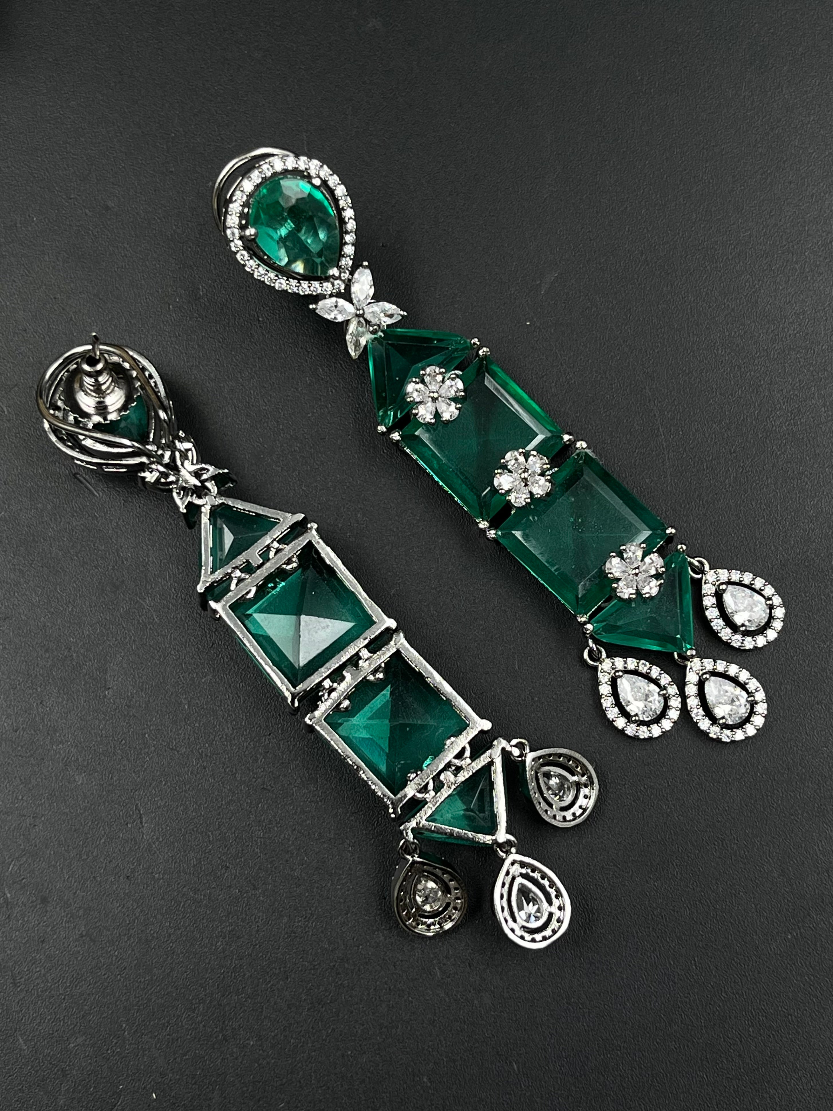 GINO EARRING