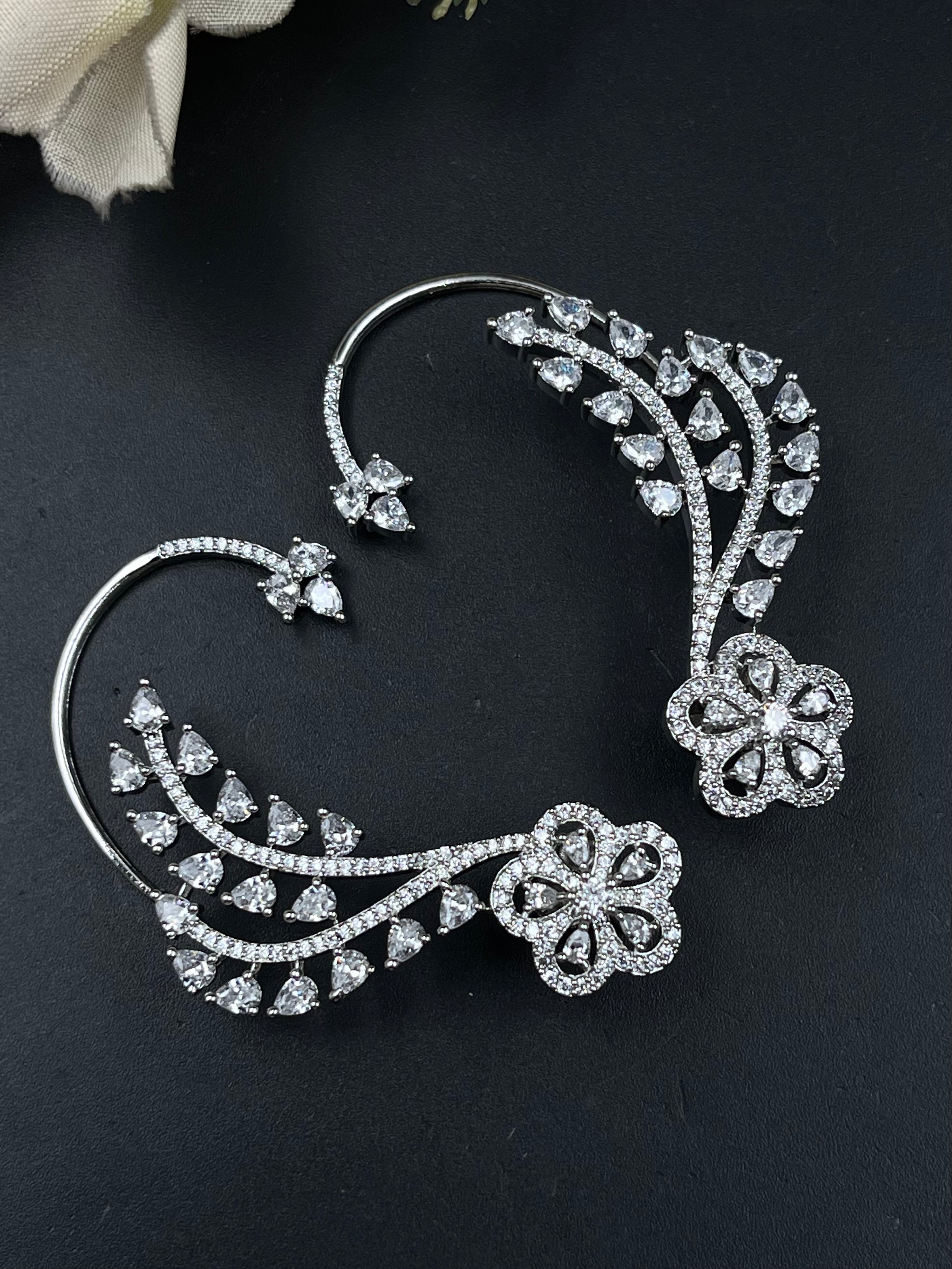 MAYA EARRING