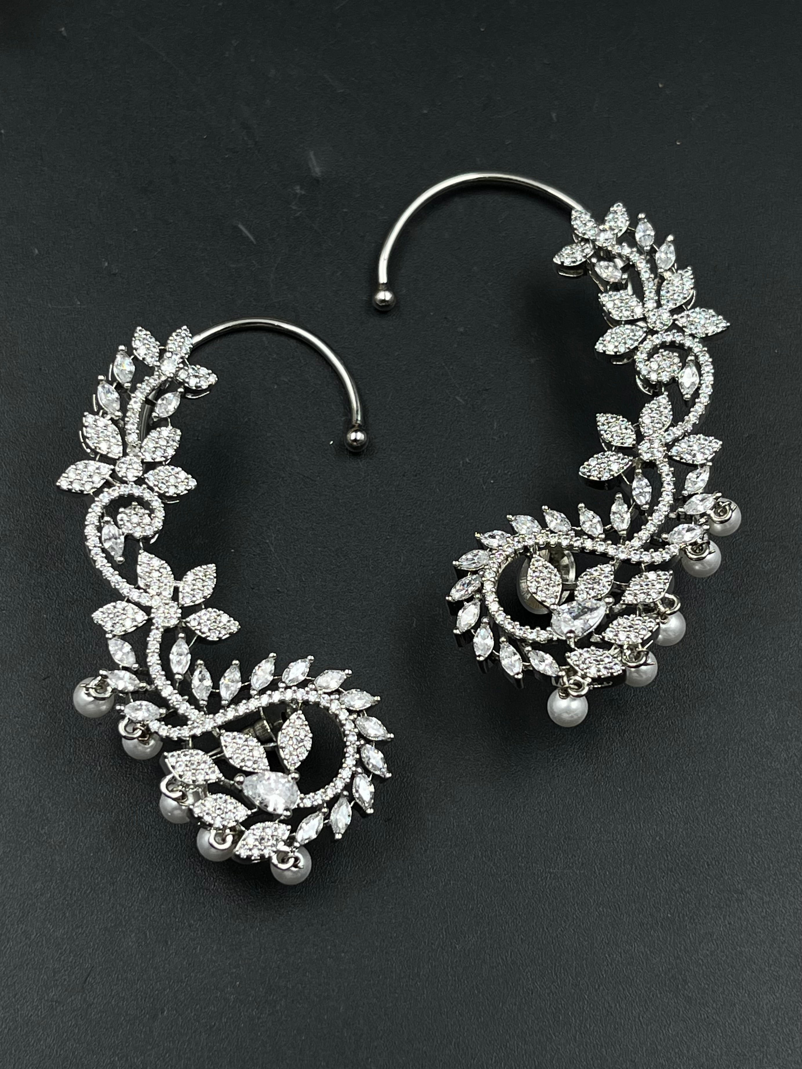 JINO EARRING