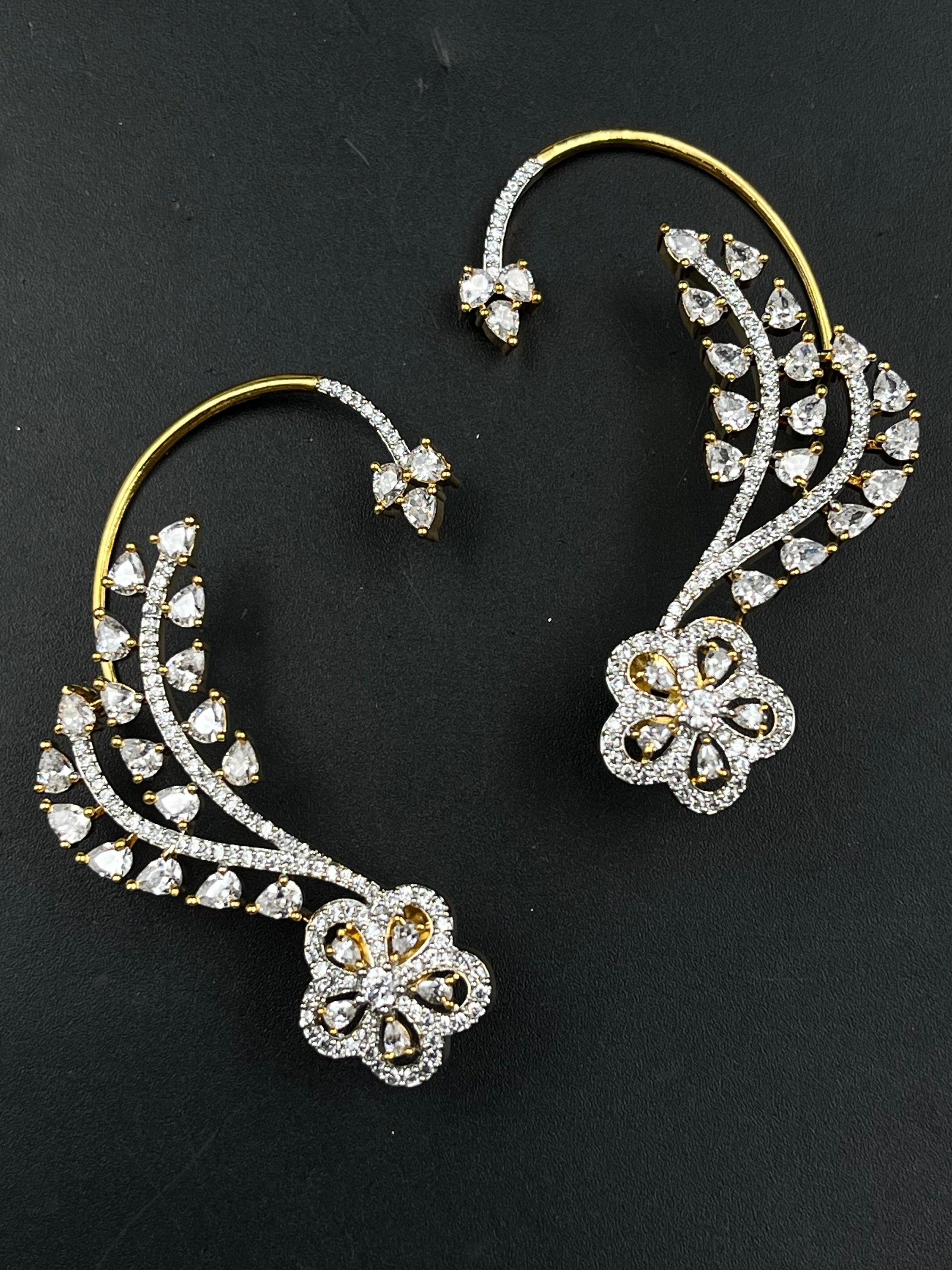 MAYA EARRING