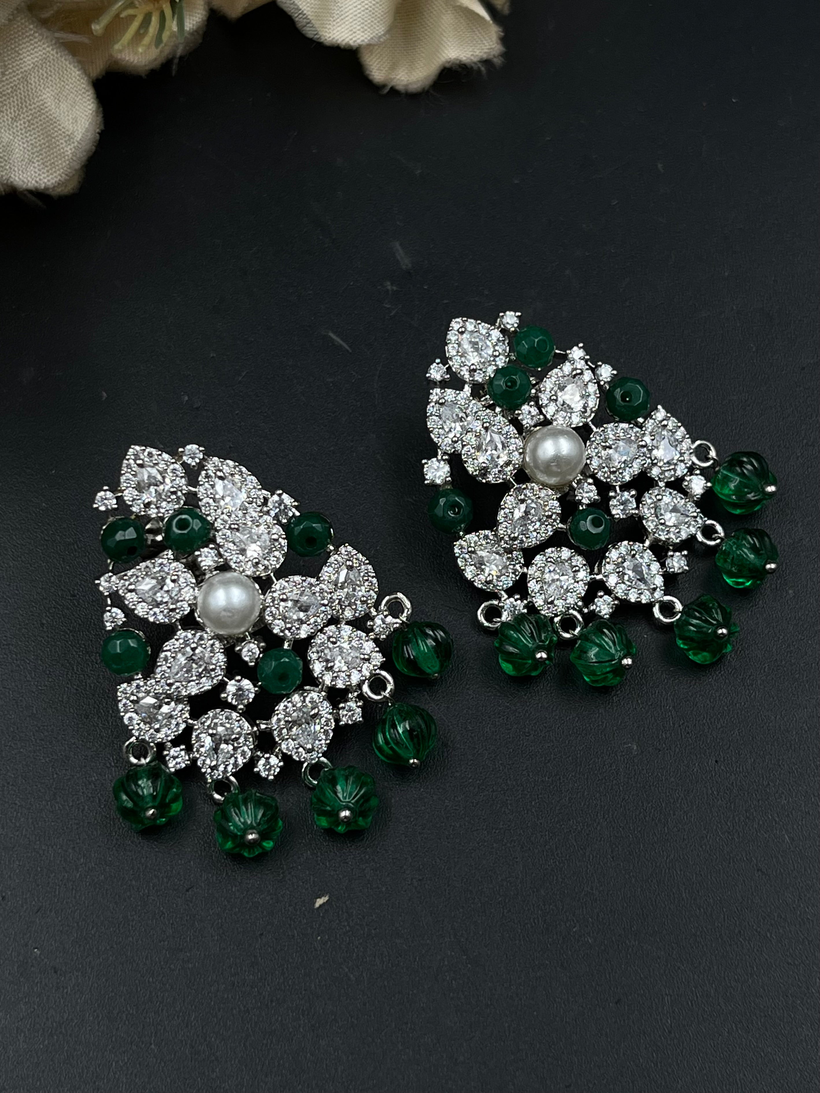 AAMIRA EARRING