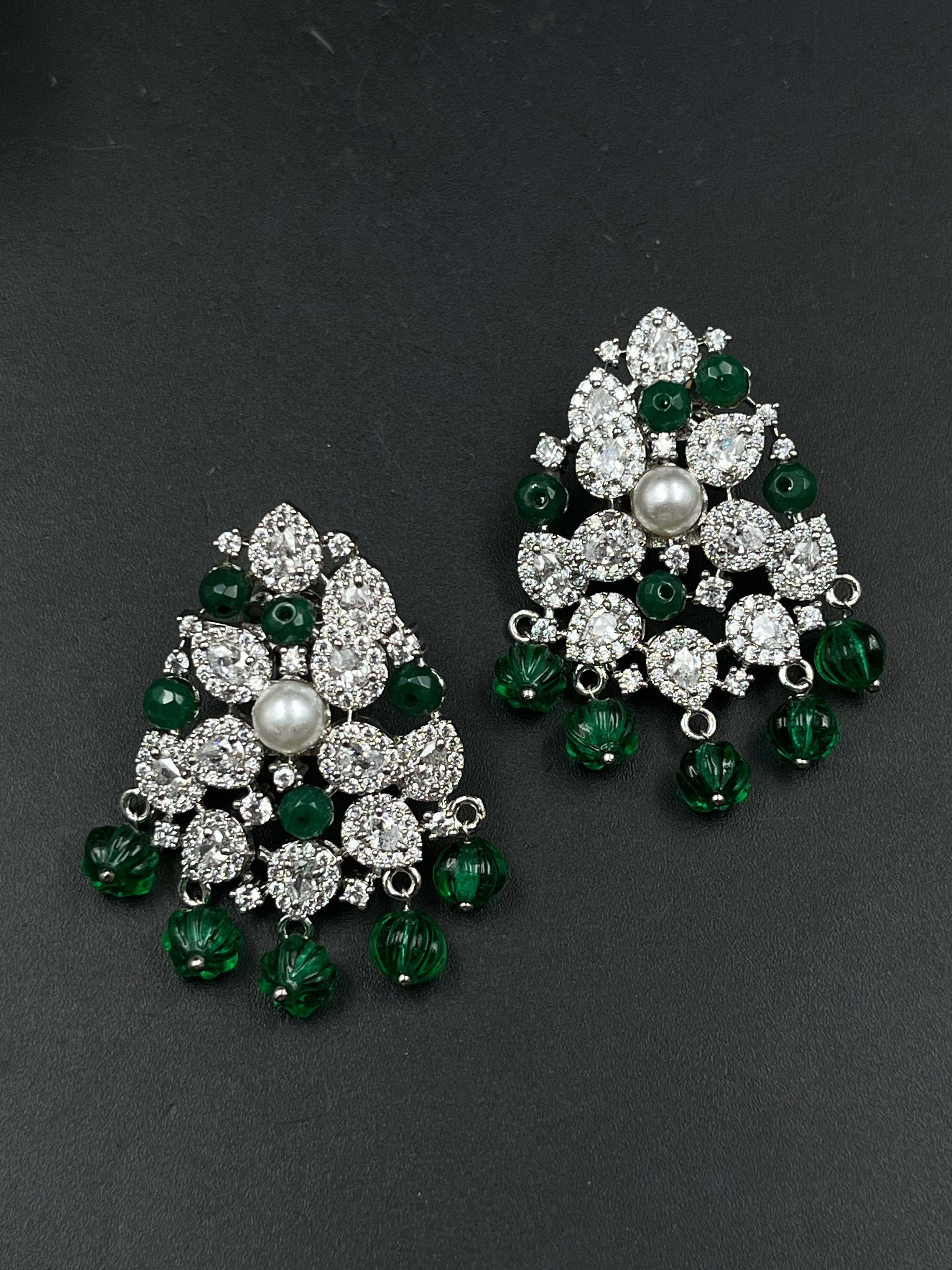 AAMIRA EARRING