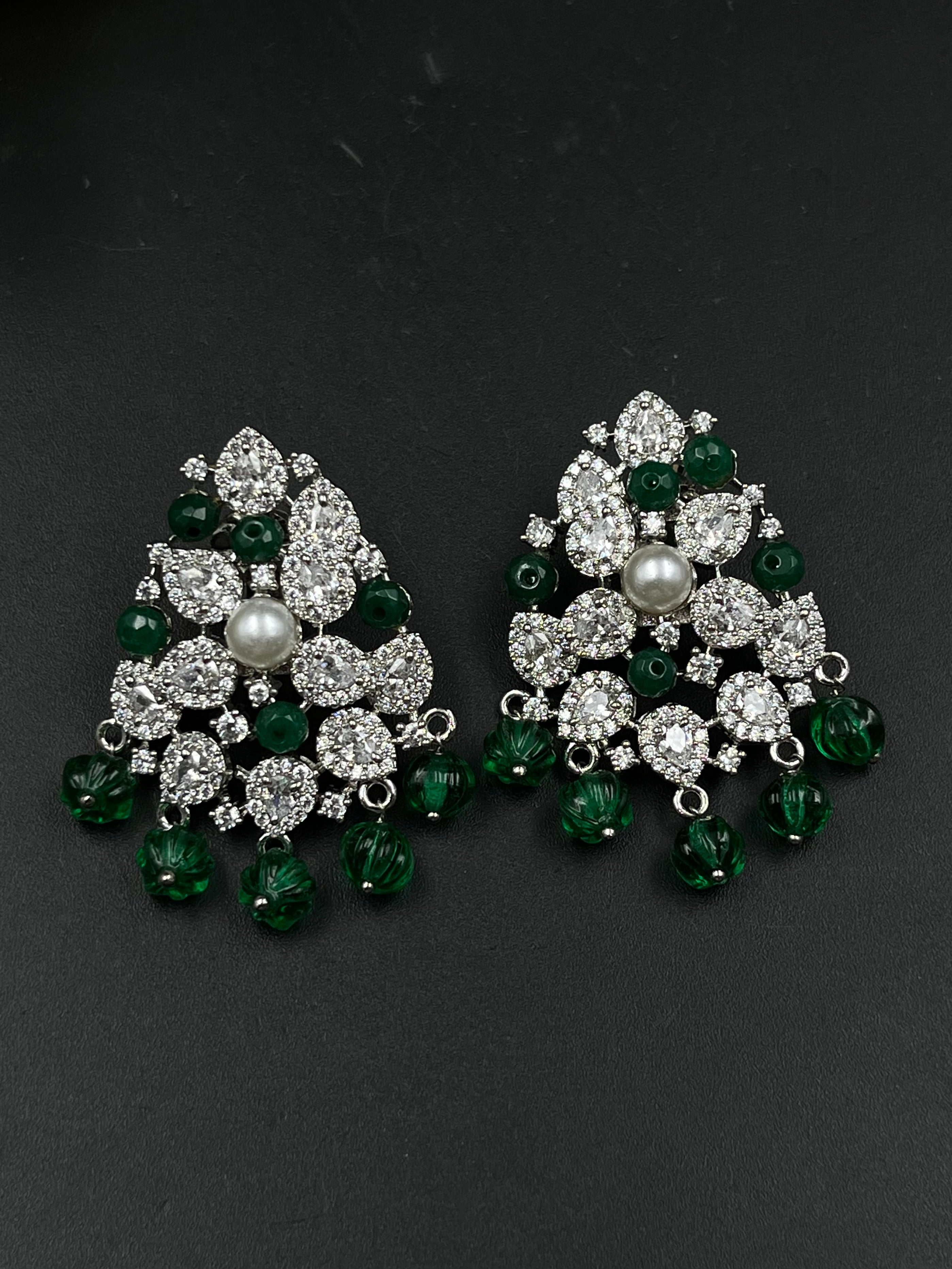 AAMIRA EARRING