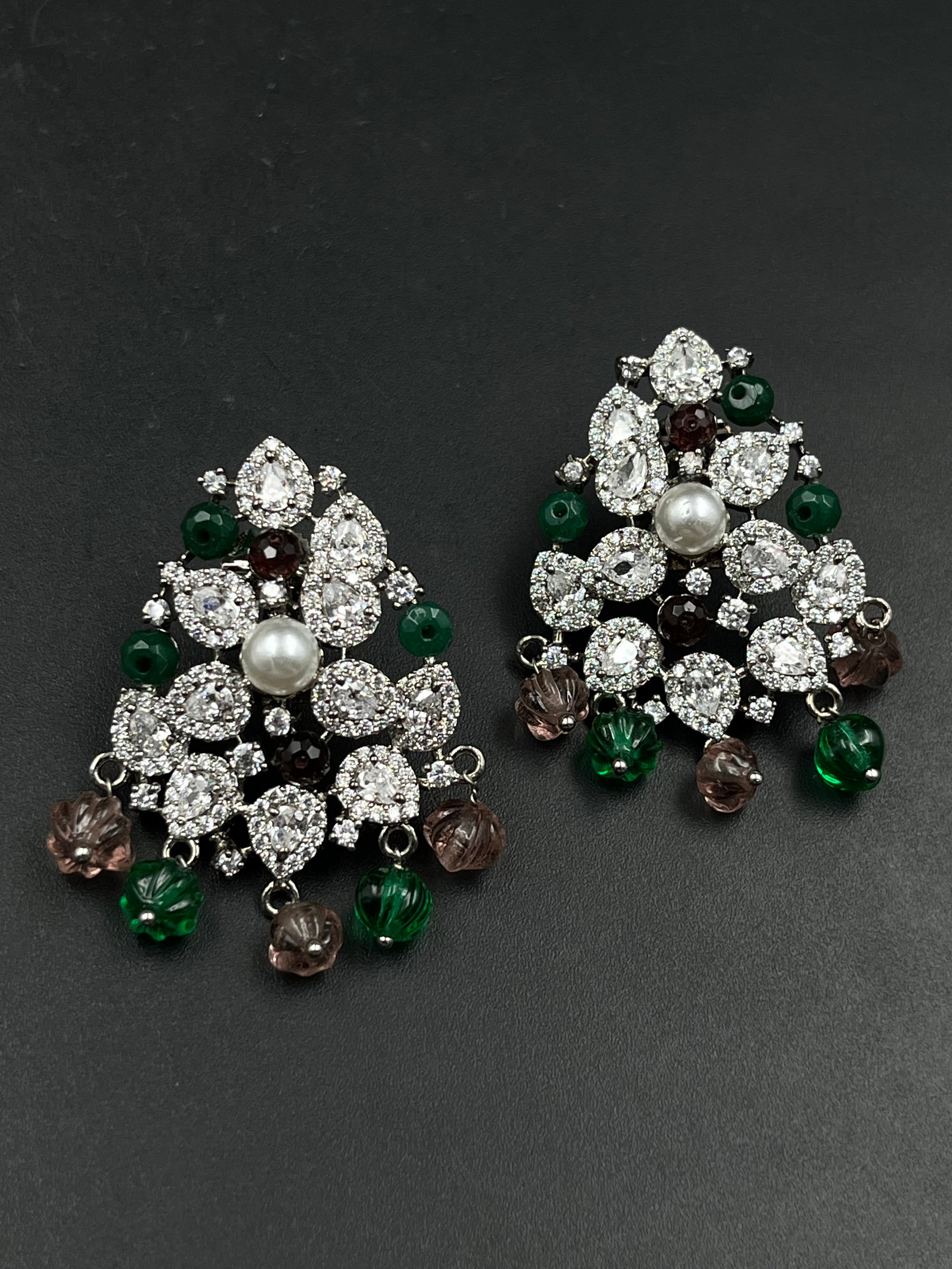AAMIRA EARRING
