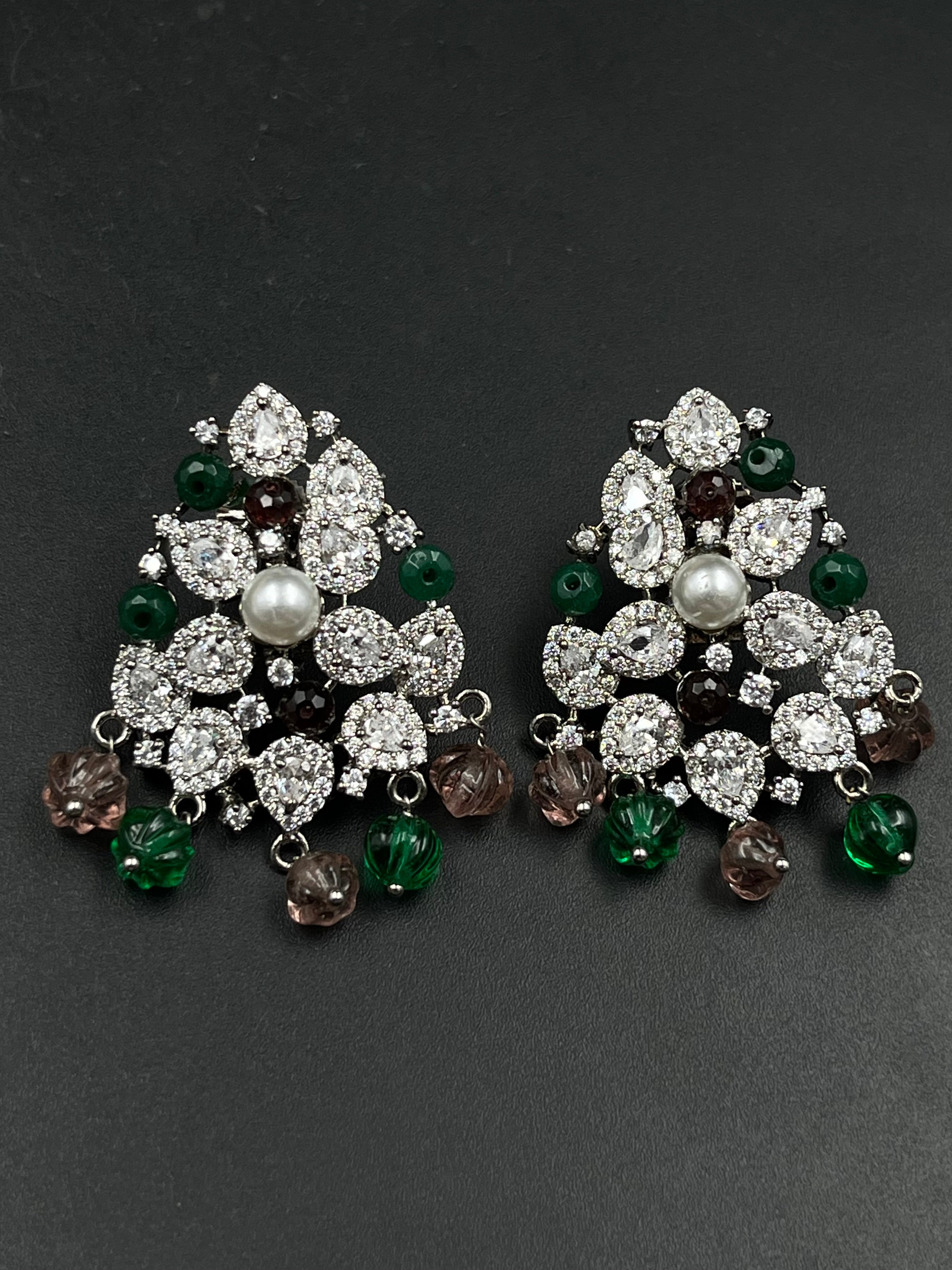 AAMIRA EARRING