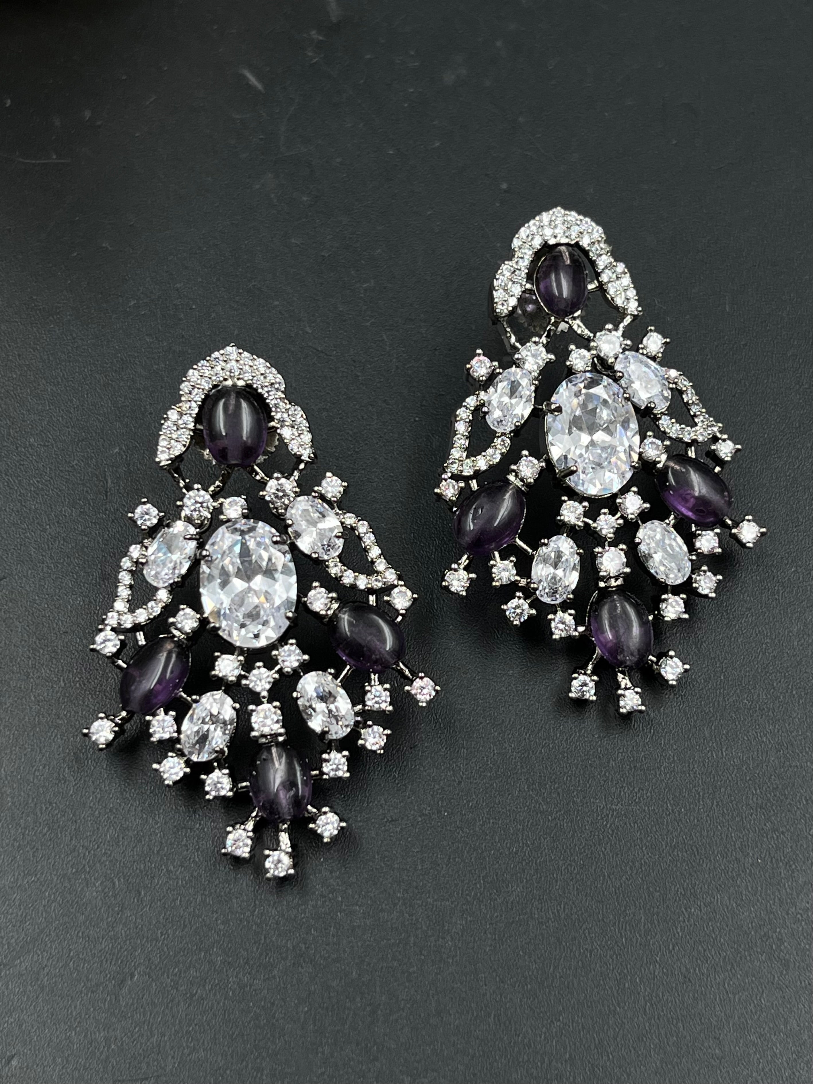 KINO EARRING