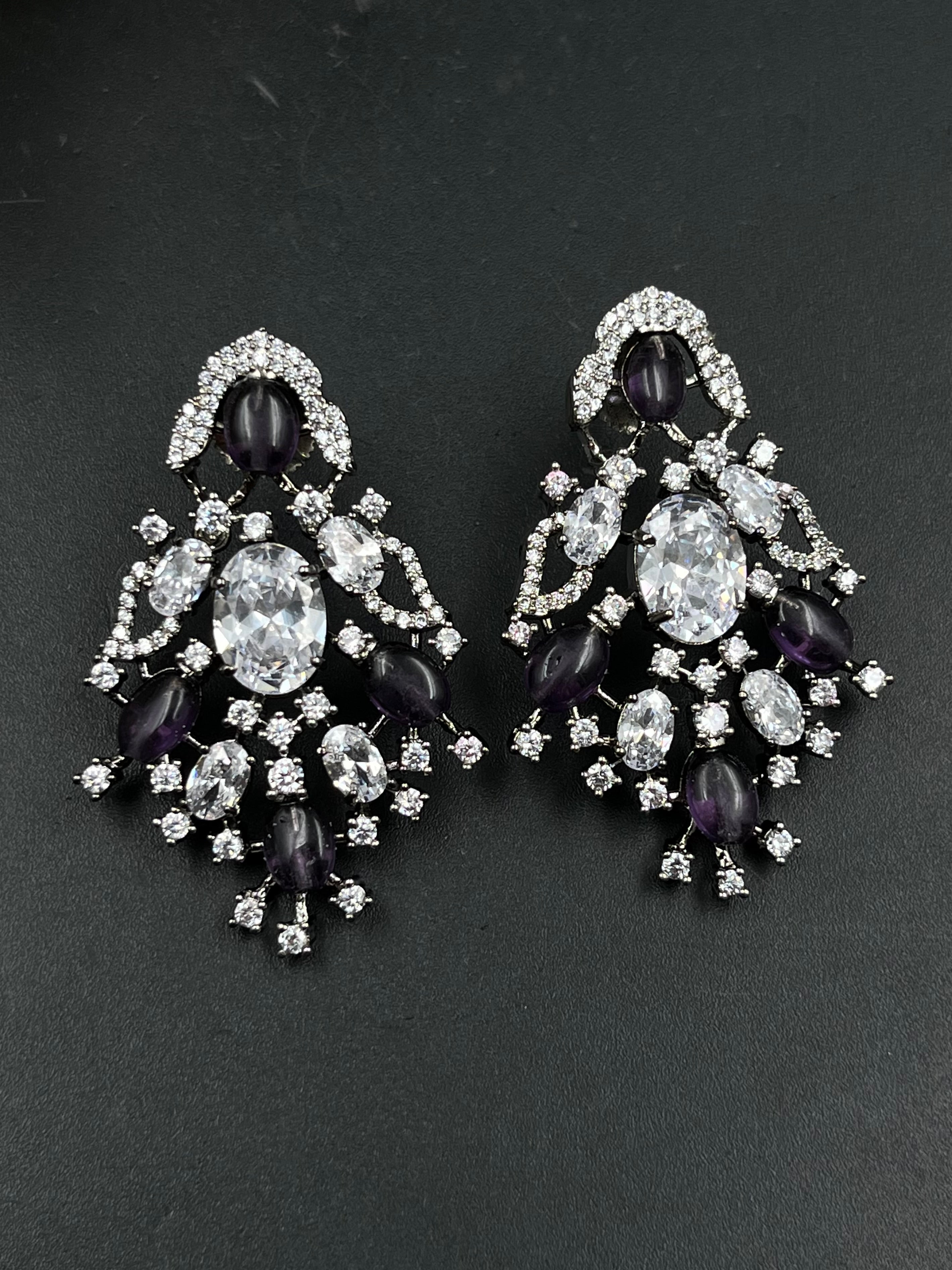 KINO EARRING