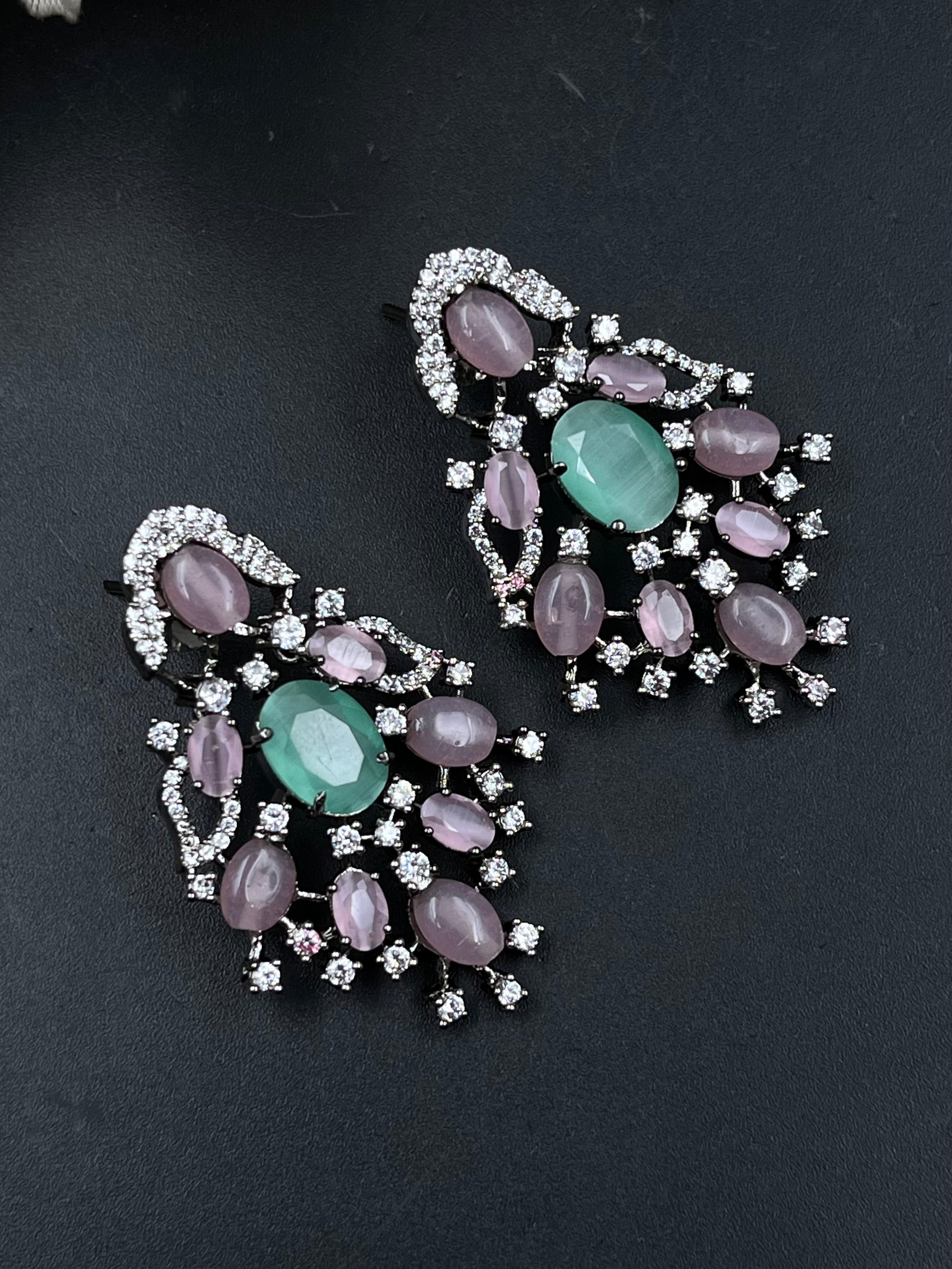 KINO EARRING