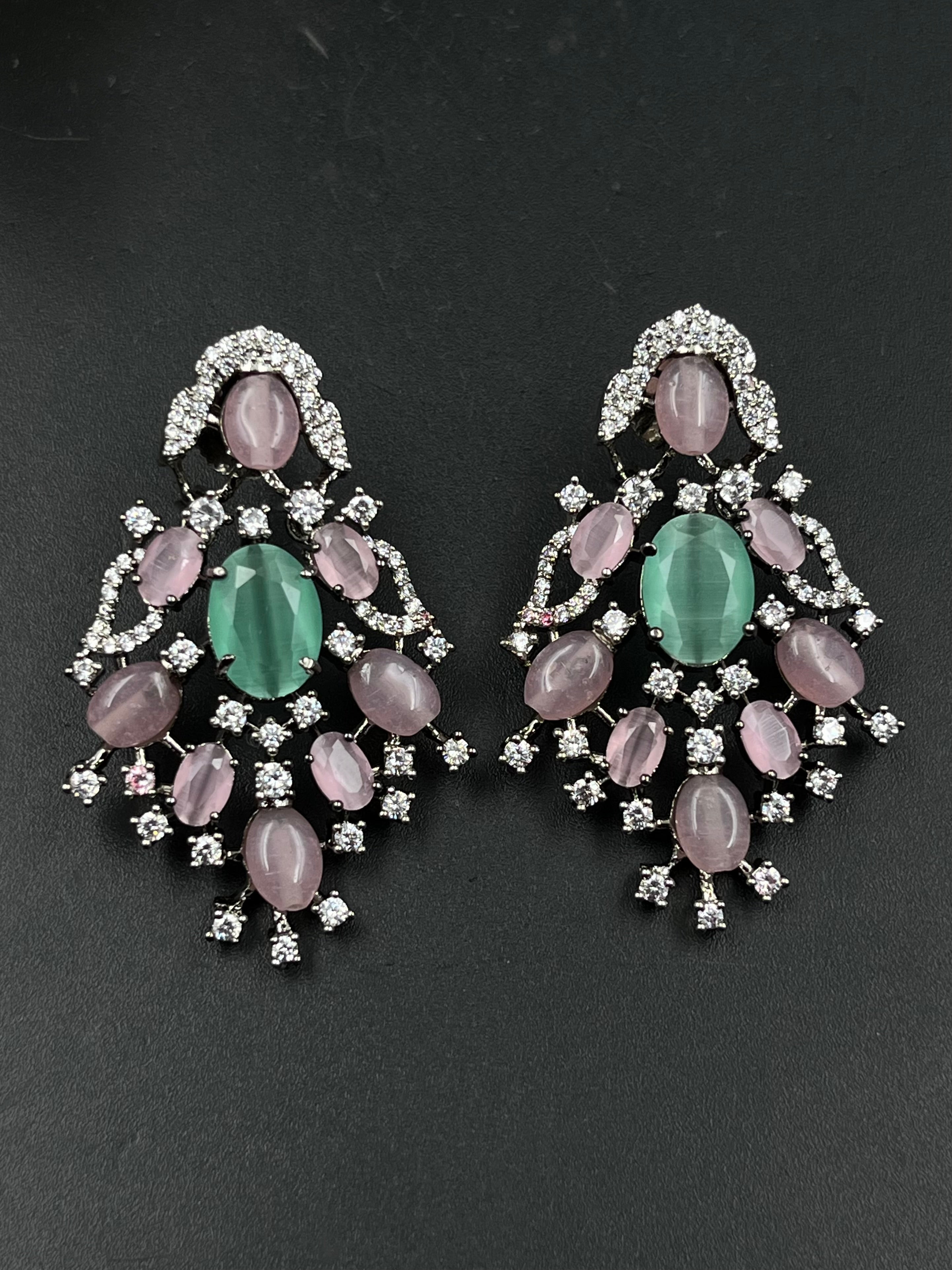 KINO EARRING