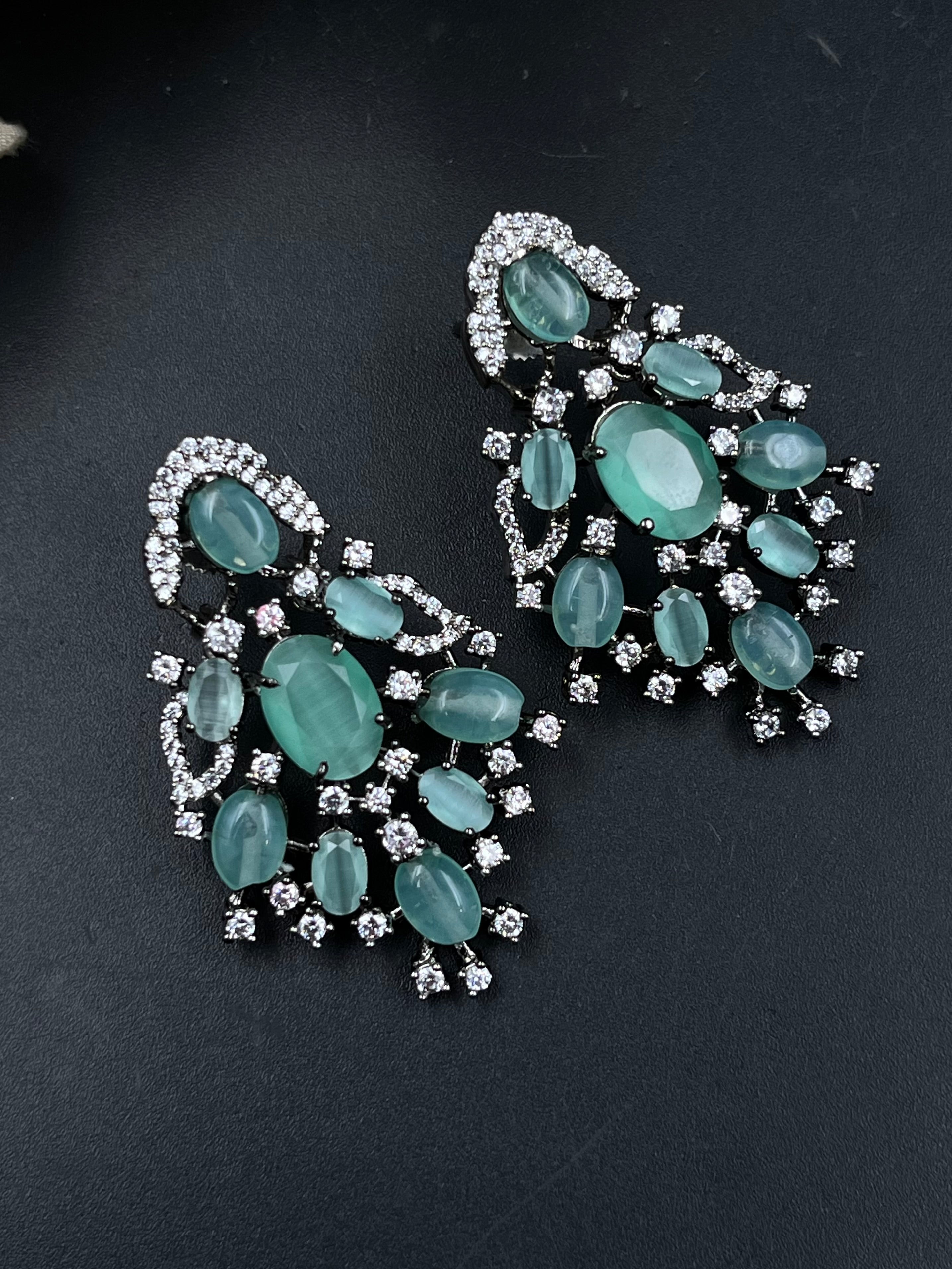KINO EARRING