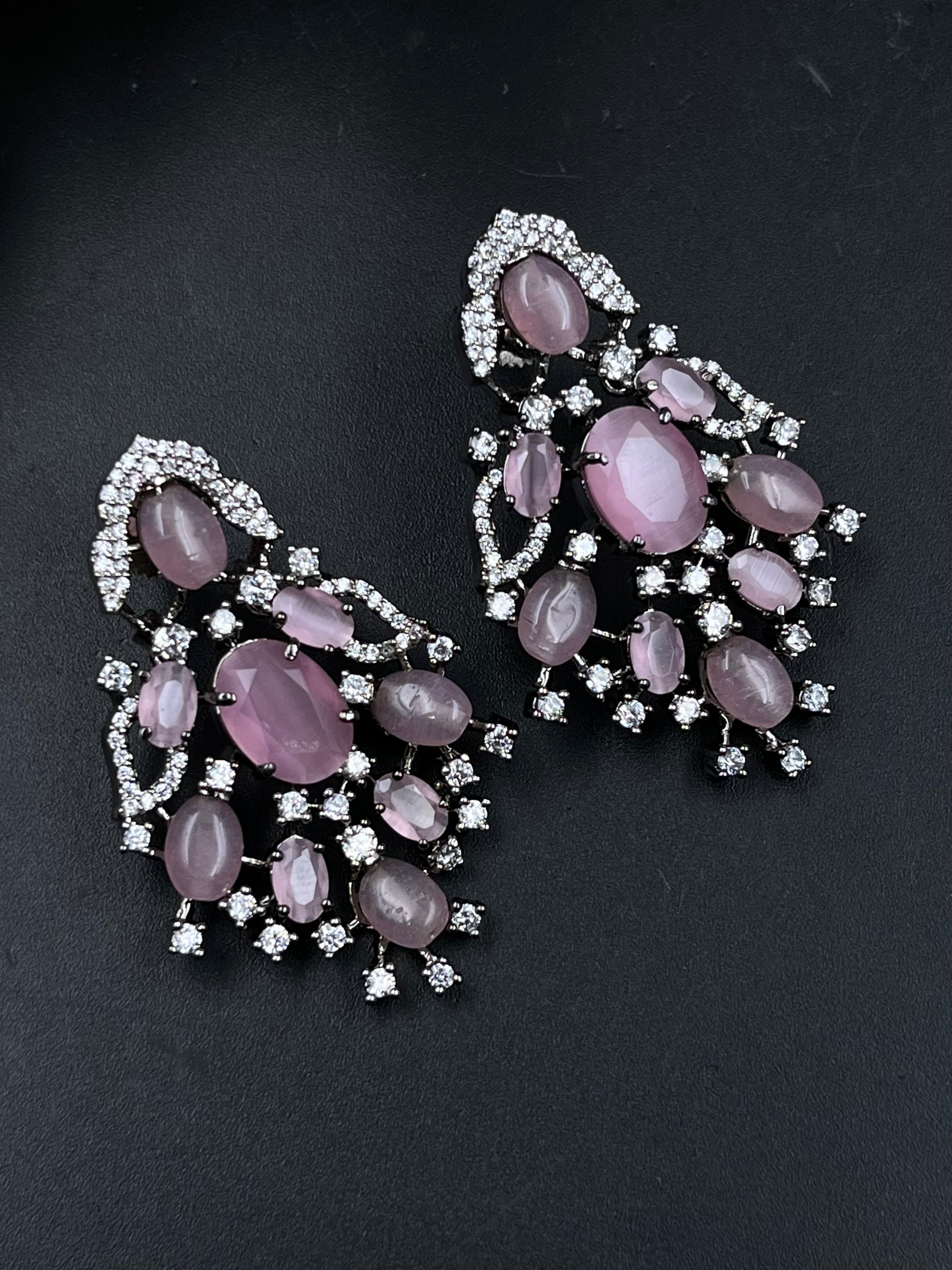 KINO EARRING