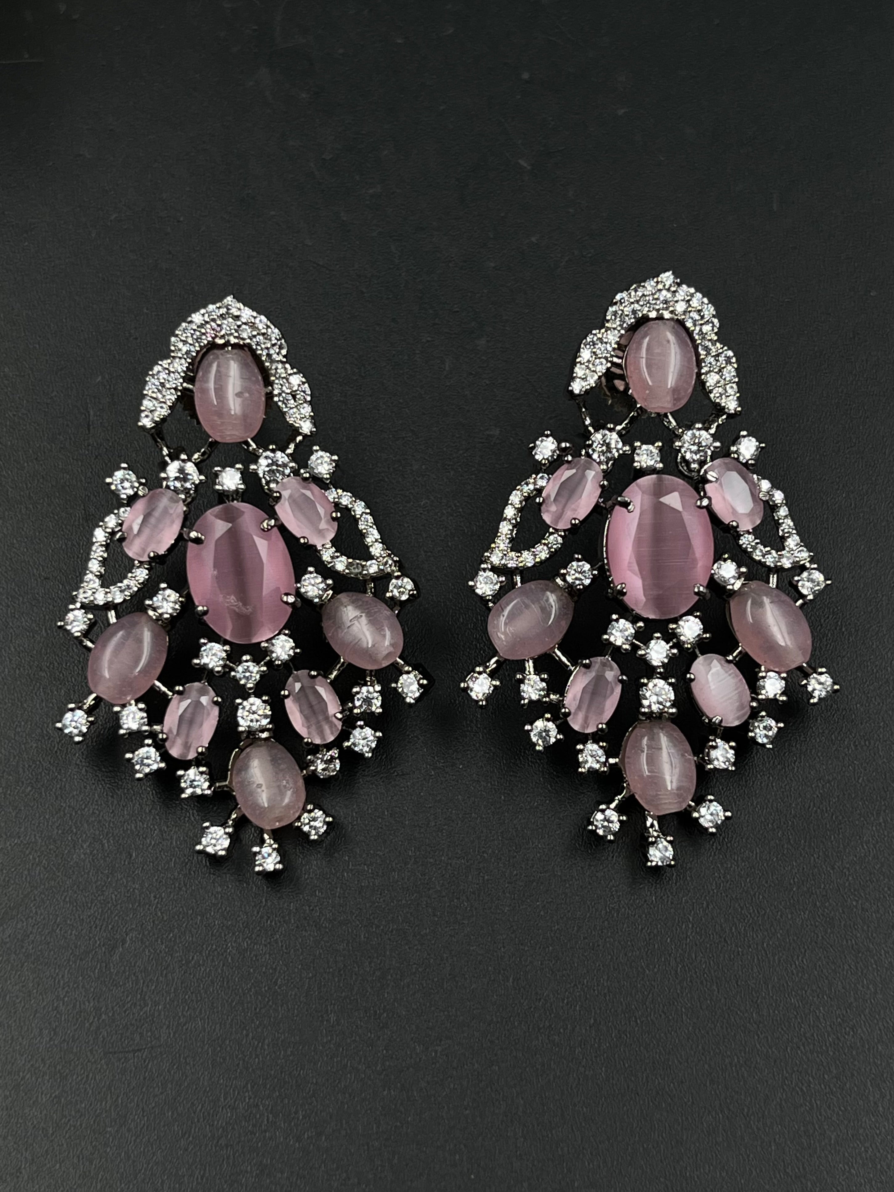 KINO EARRING