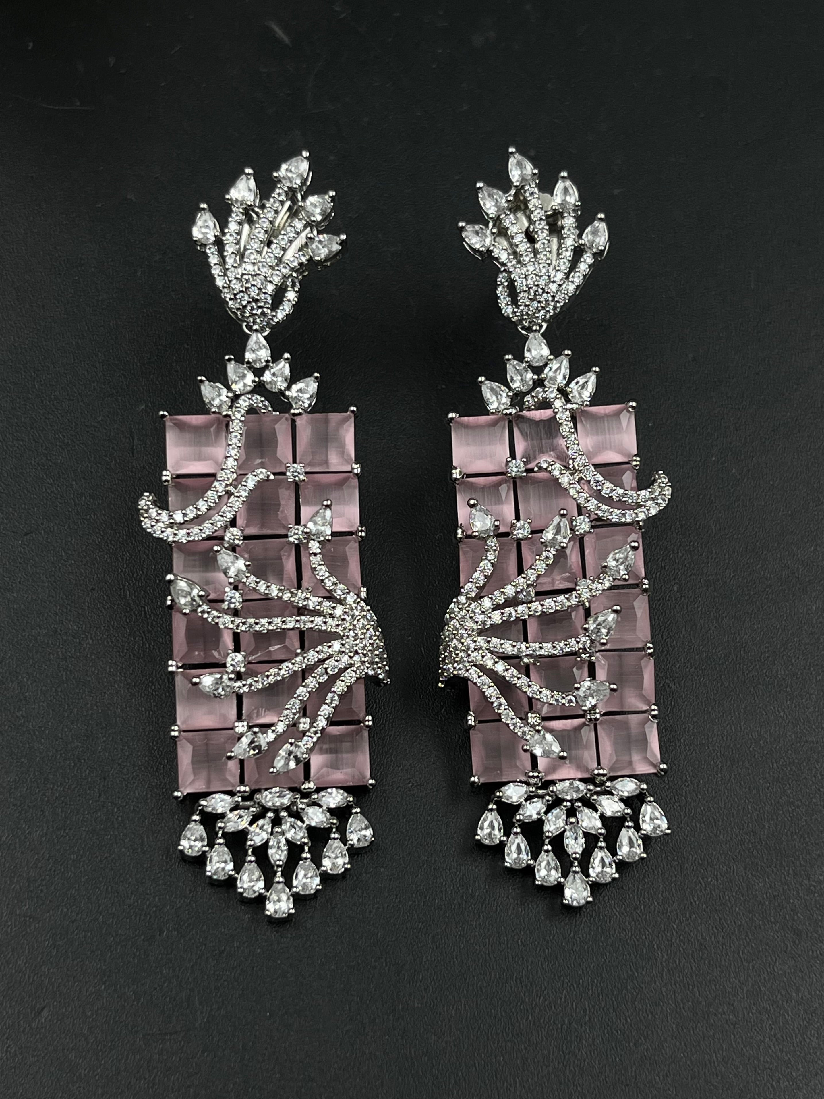 MING EARRING