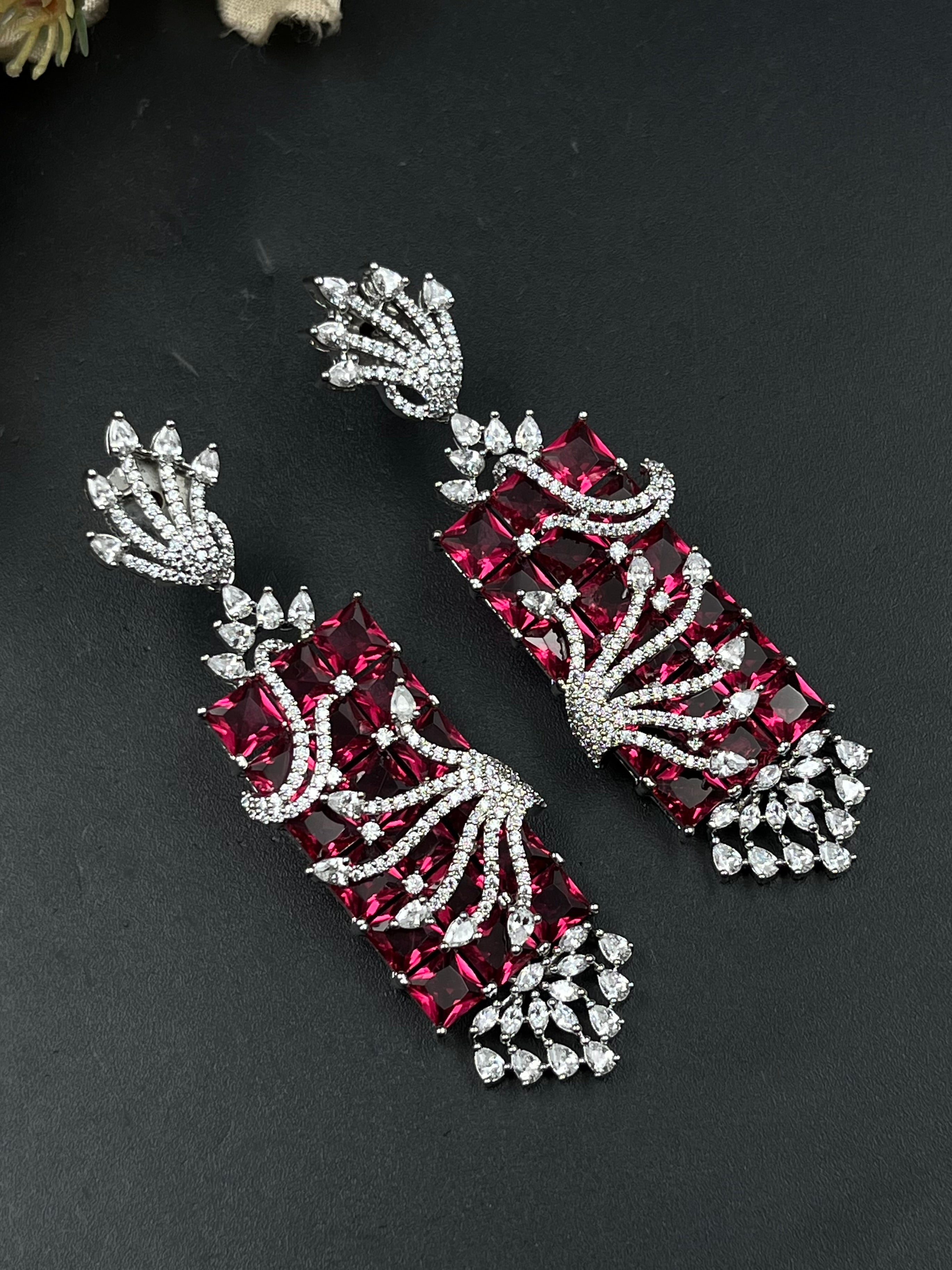 MING EARRING