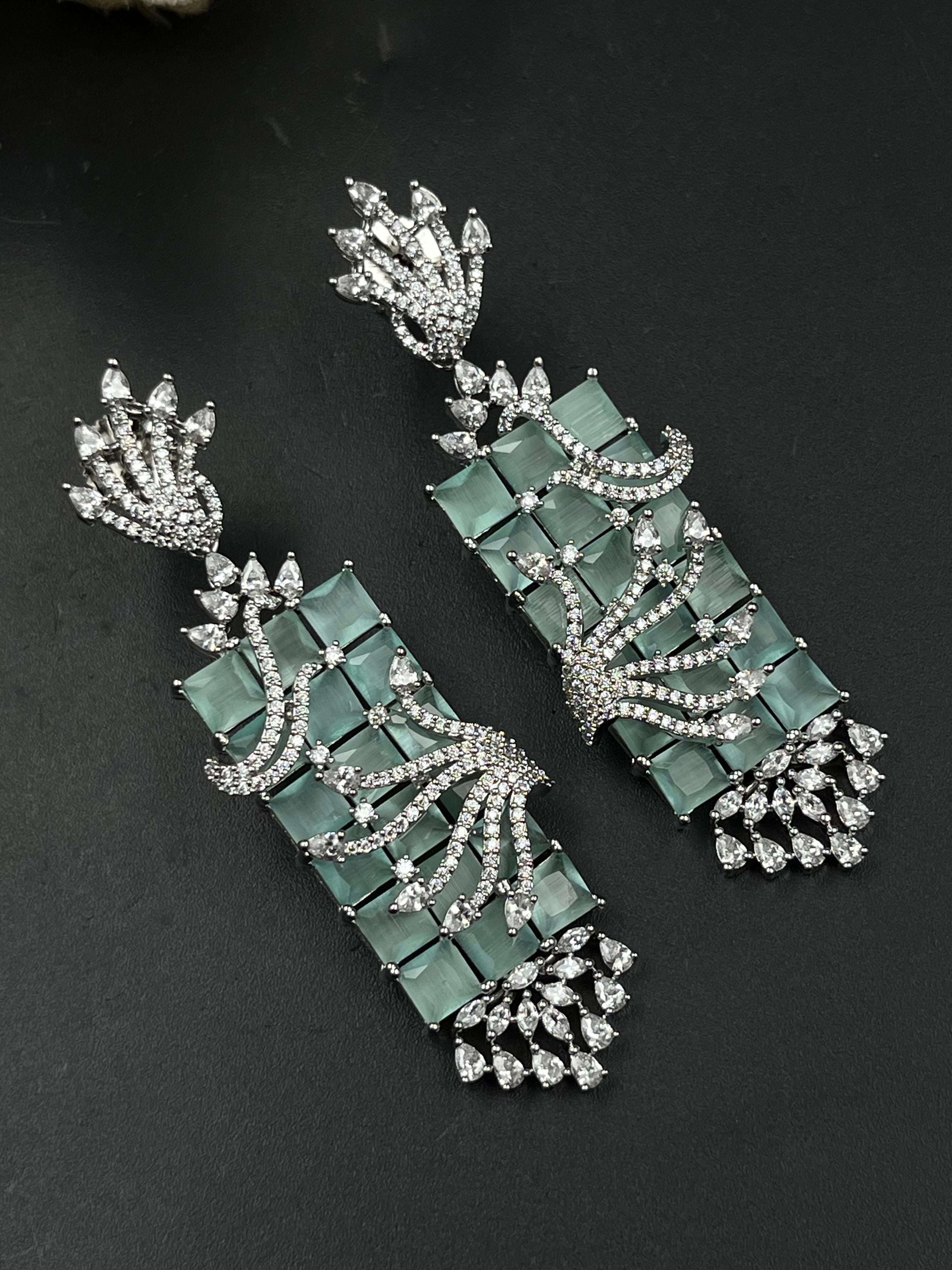 MING EARRING