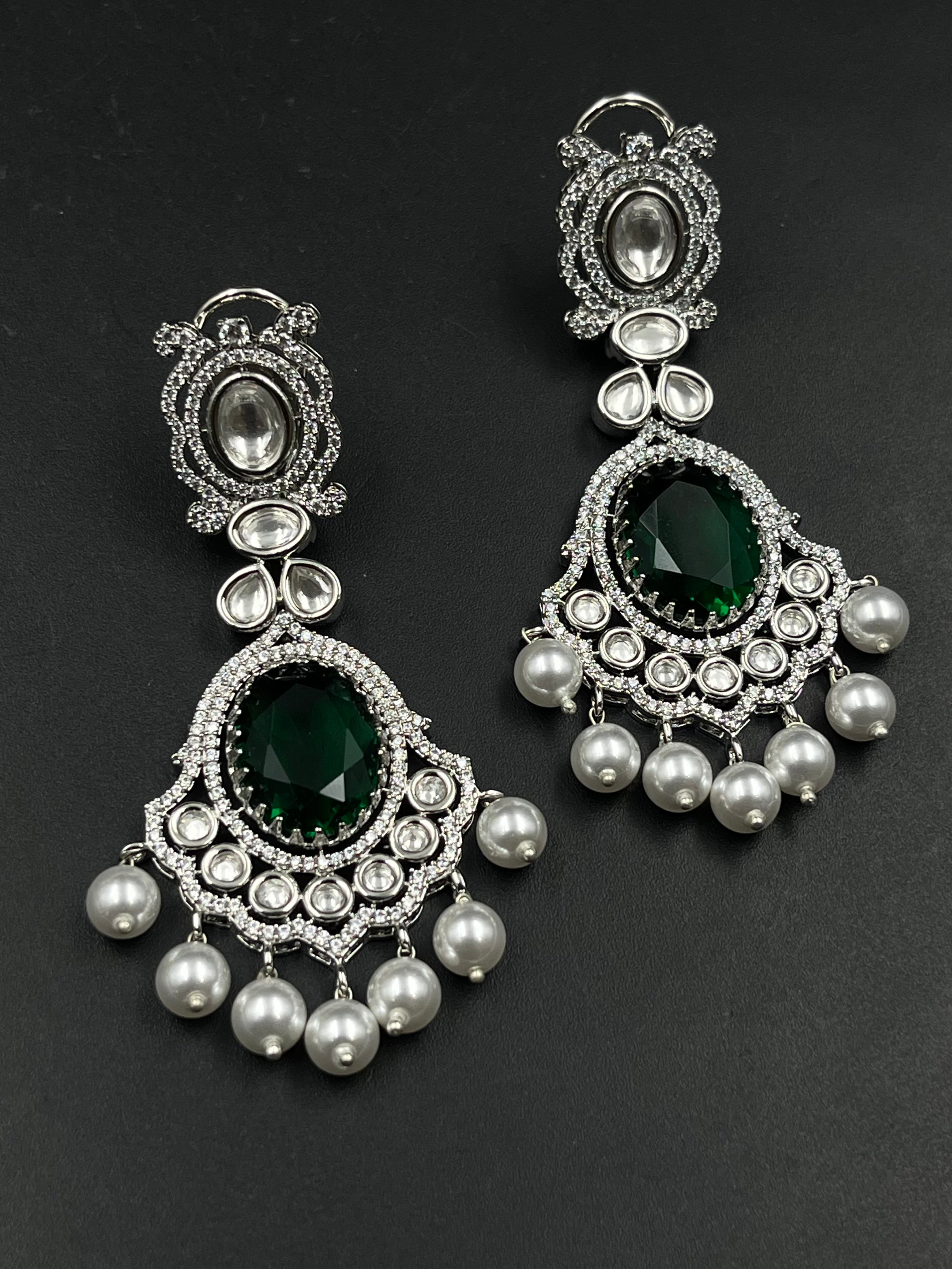 AZA EARRING
